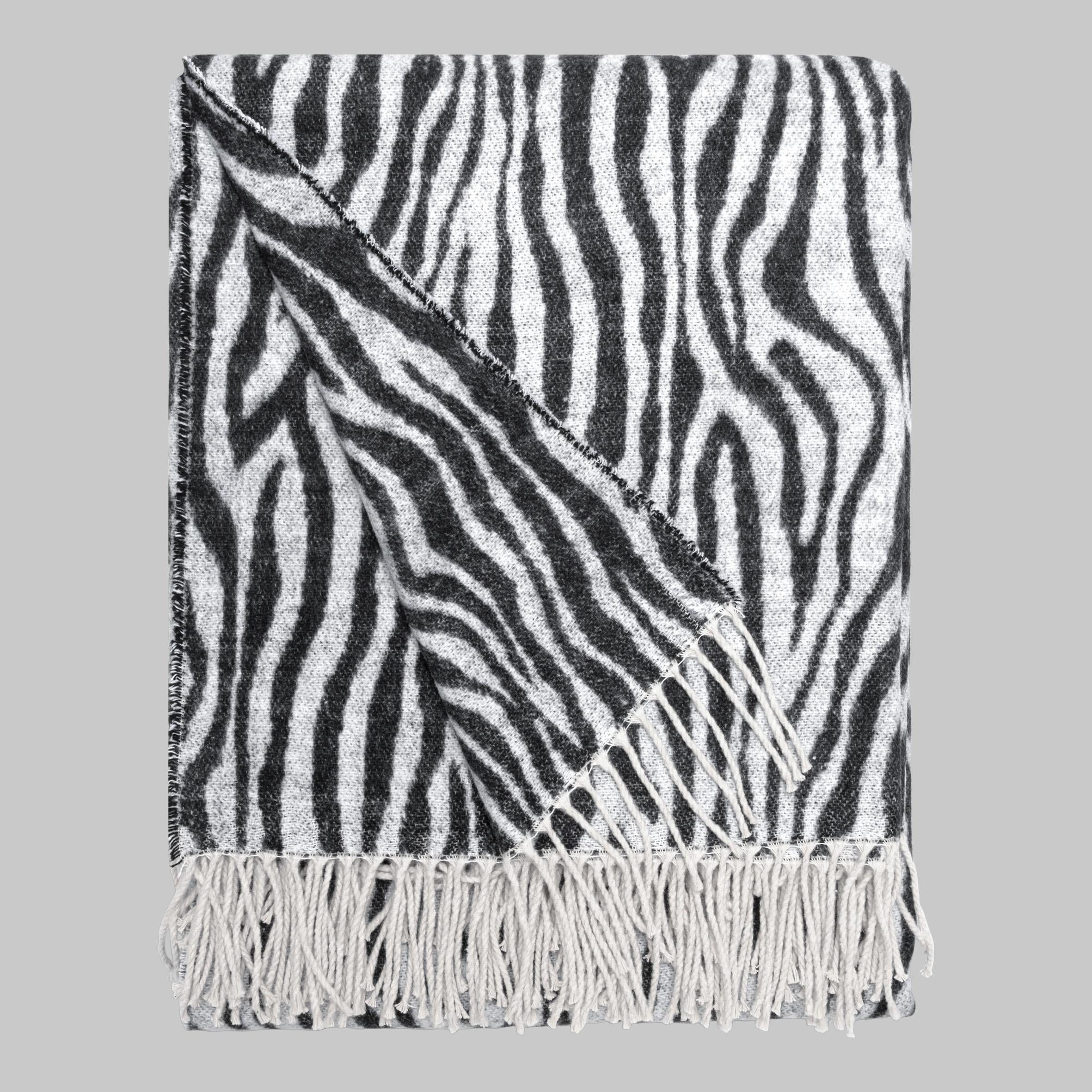 LUJA THROW