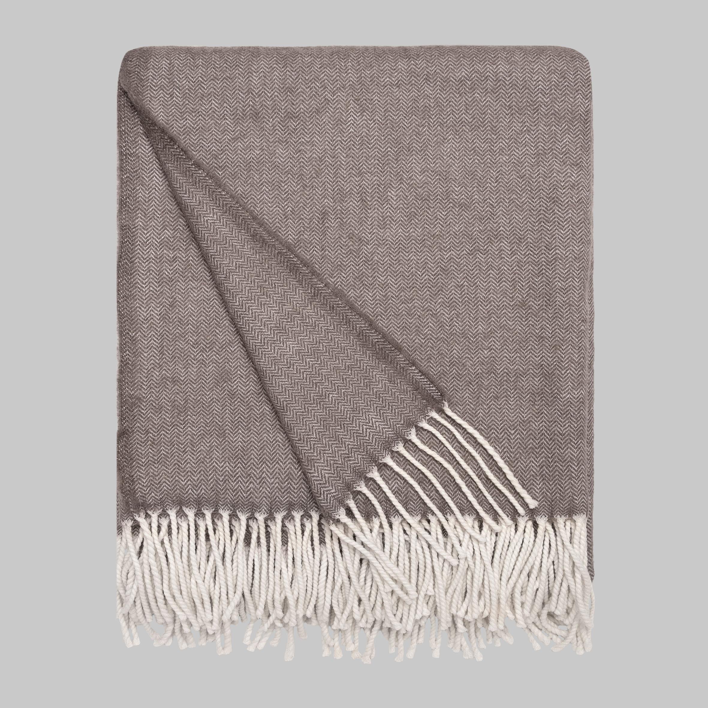 NOYA THROW