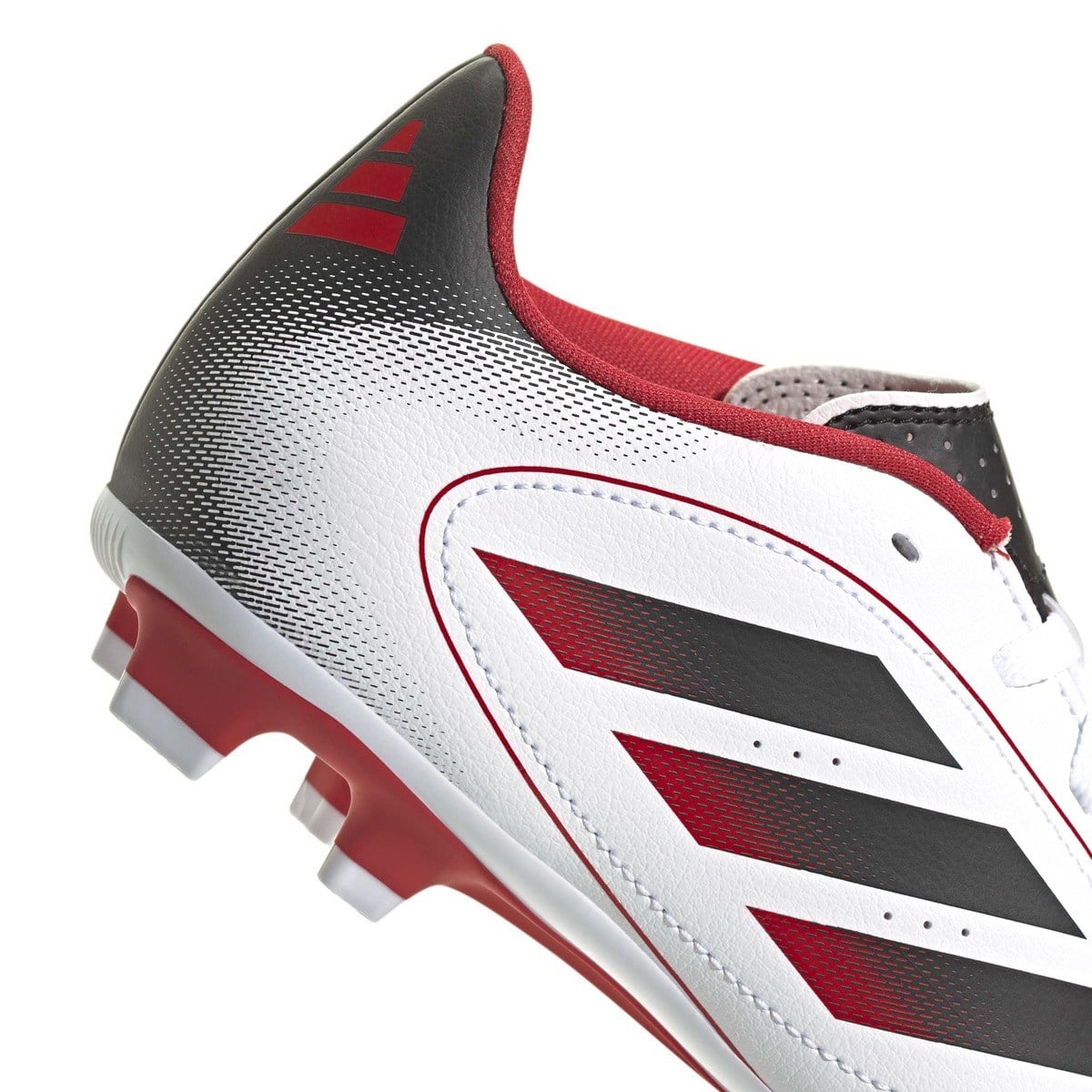 -ih0106-futbol-ayakkabisi-fd-46e.jpg