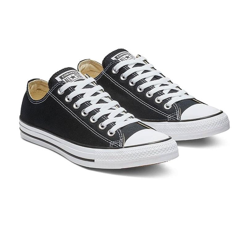 Converse Unisex Chuck Taylor All Star Iı Sneaker M9166C