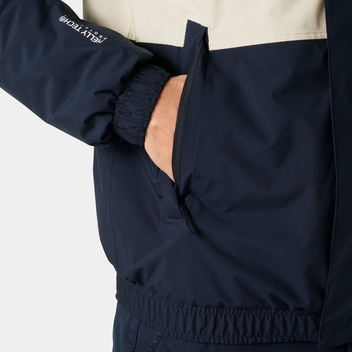 Helly Hansen Smoegen Insulated Erkek ceket HHA.54560-HHA.598