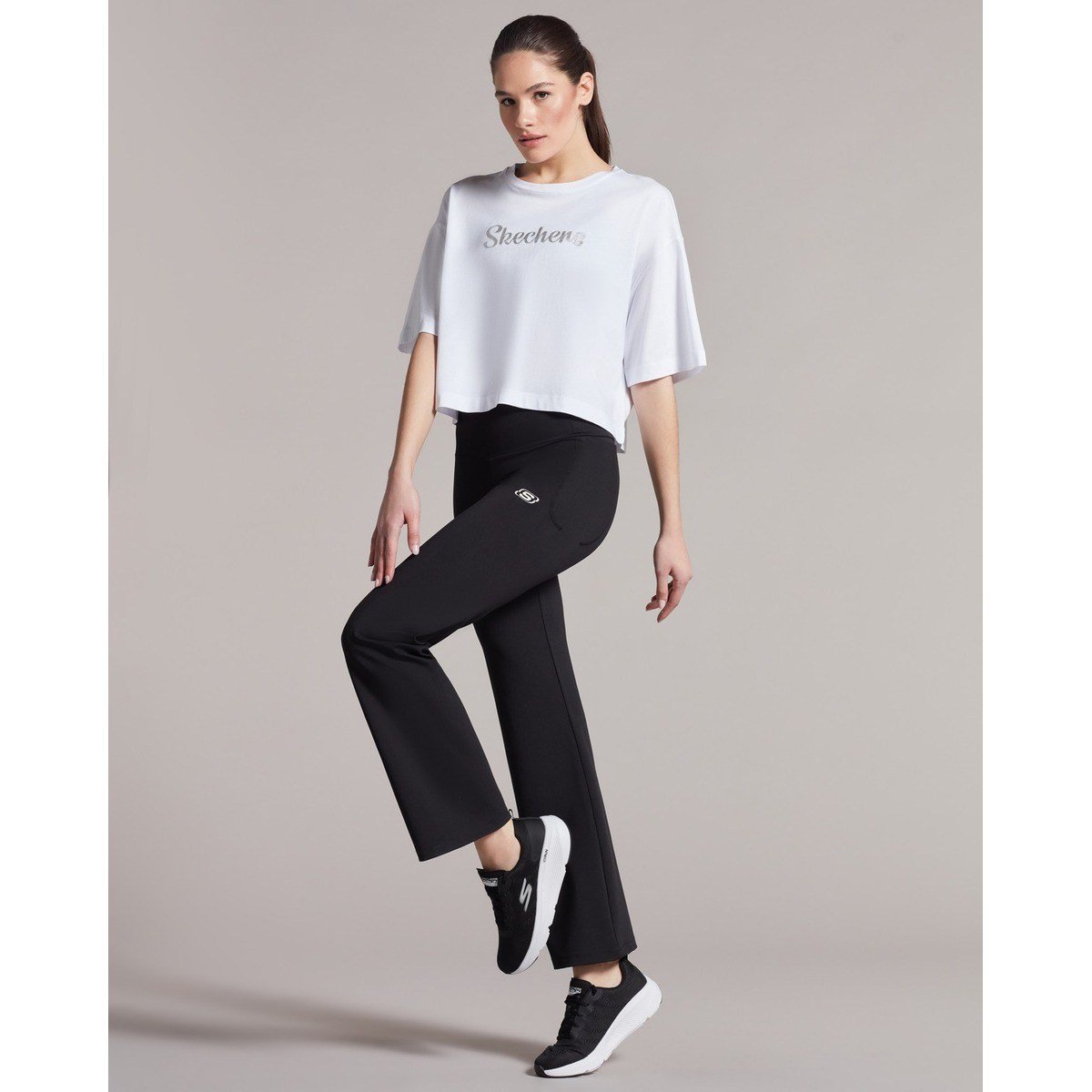 Skechers W Graphic Tee Crew Neck Kadın T-Shirt S231254-100