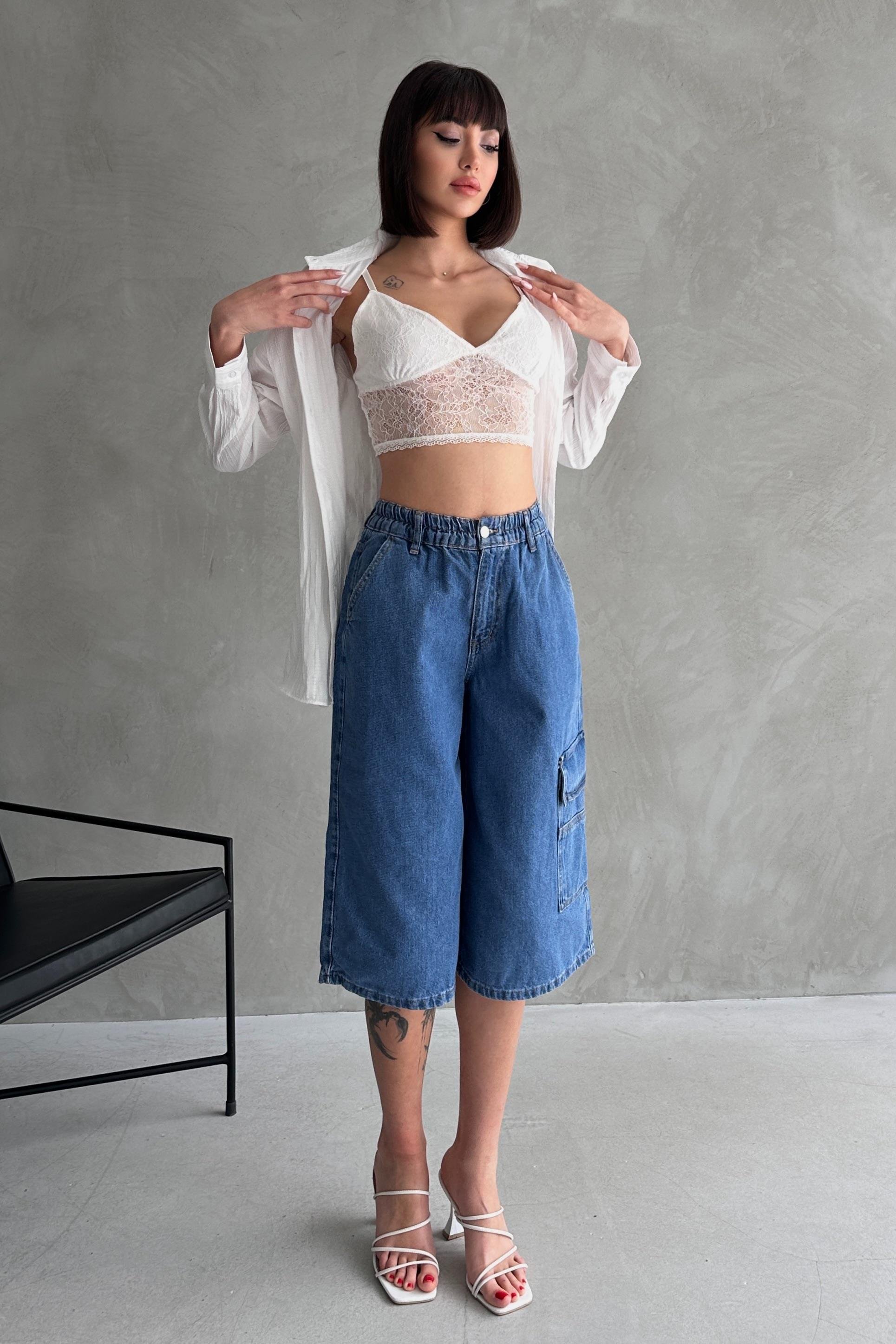 Diz Altı Geniş Kesim Tek Cepli Denim Bermuda