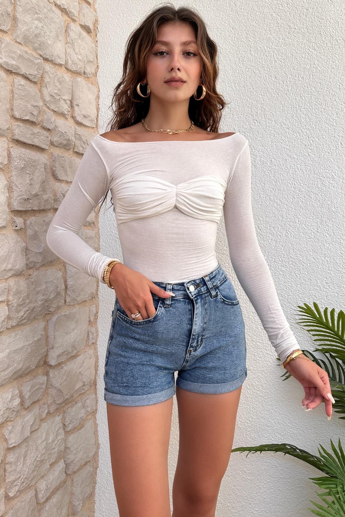Kadın Likralı Duble Paça Denim Mini Şort