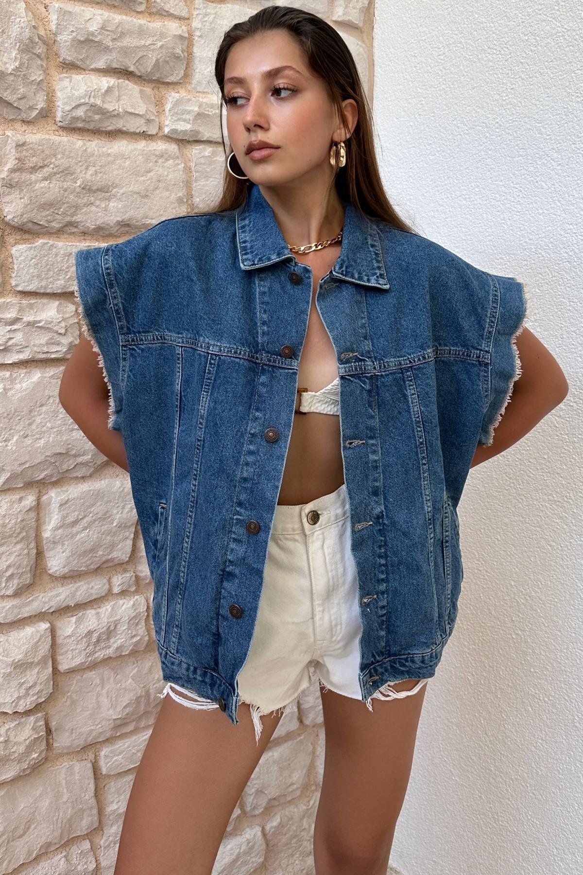 Kadın Oversize Kolları Püsküllü Denim Yelek