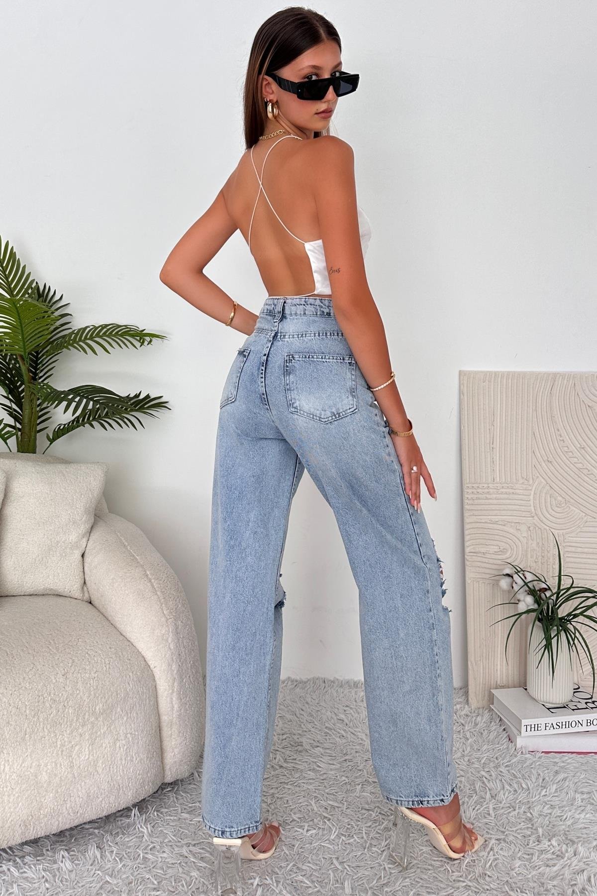 Kadın Yırtık Detaylı Jean Pantolon