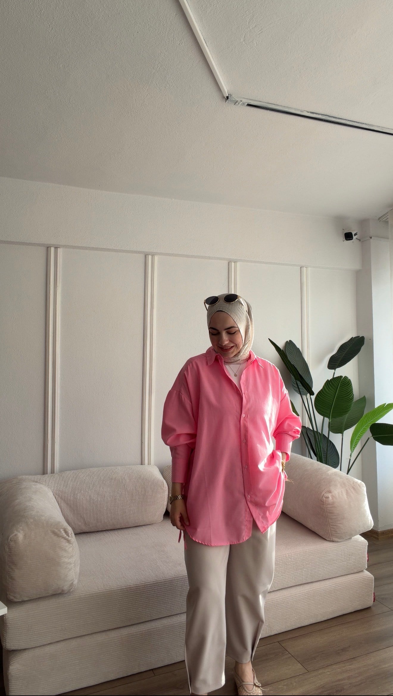  PEMBE OVERSİZE GÖMLEK