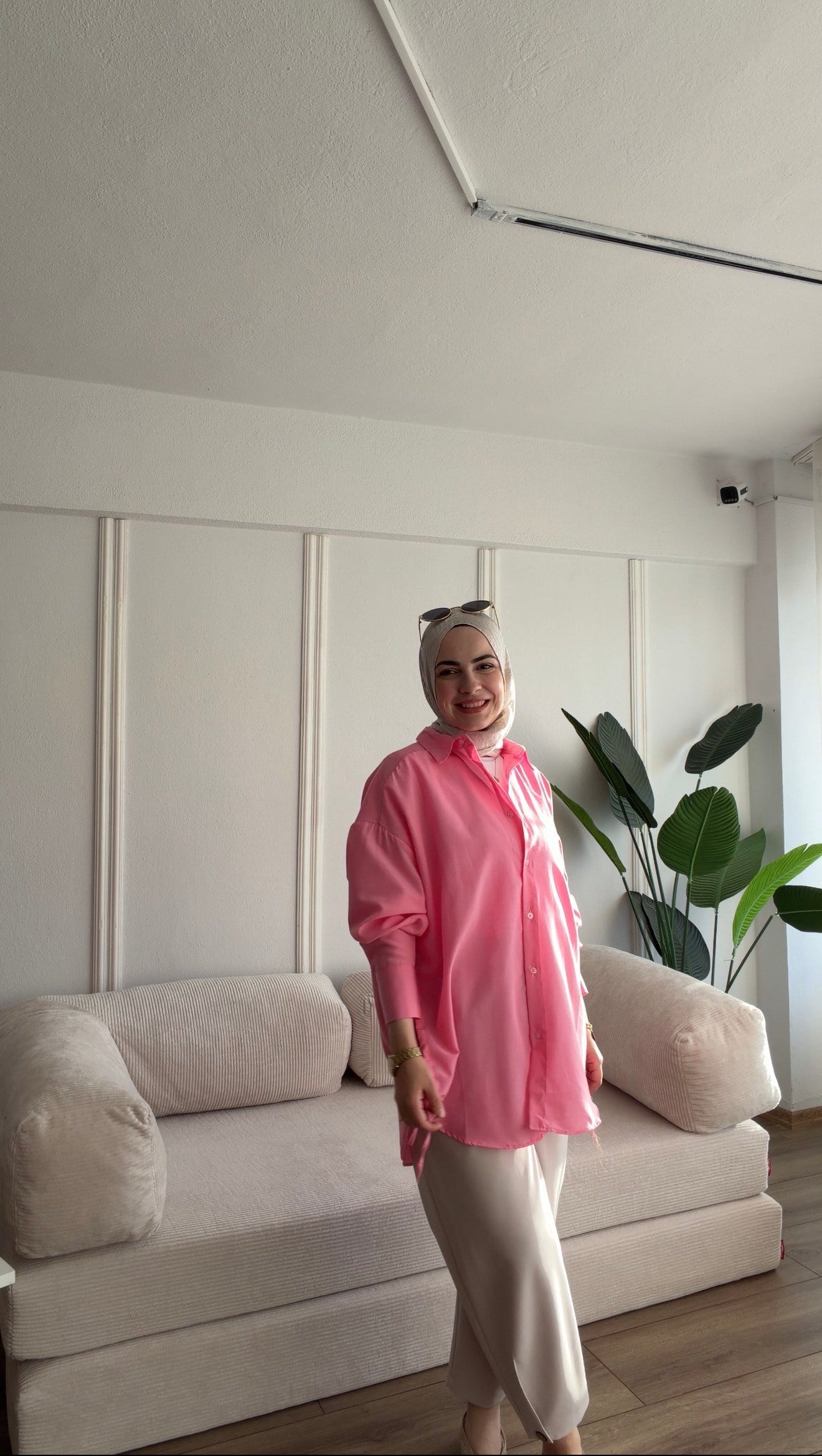  PEMBE OVERSİZE GÖMLEK
