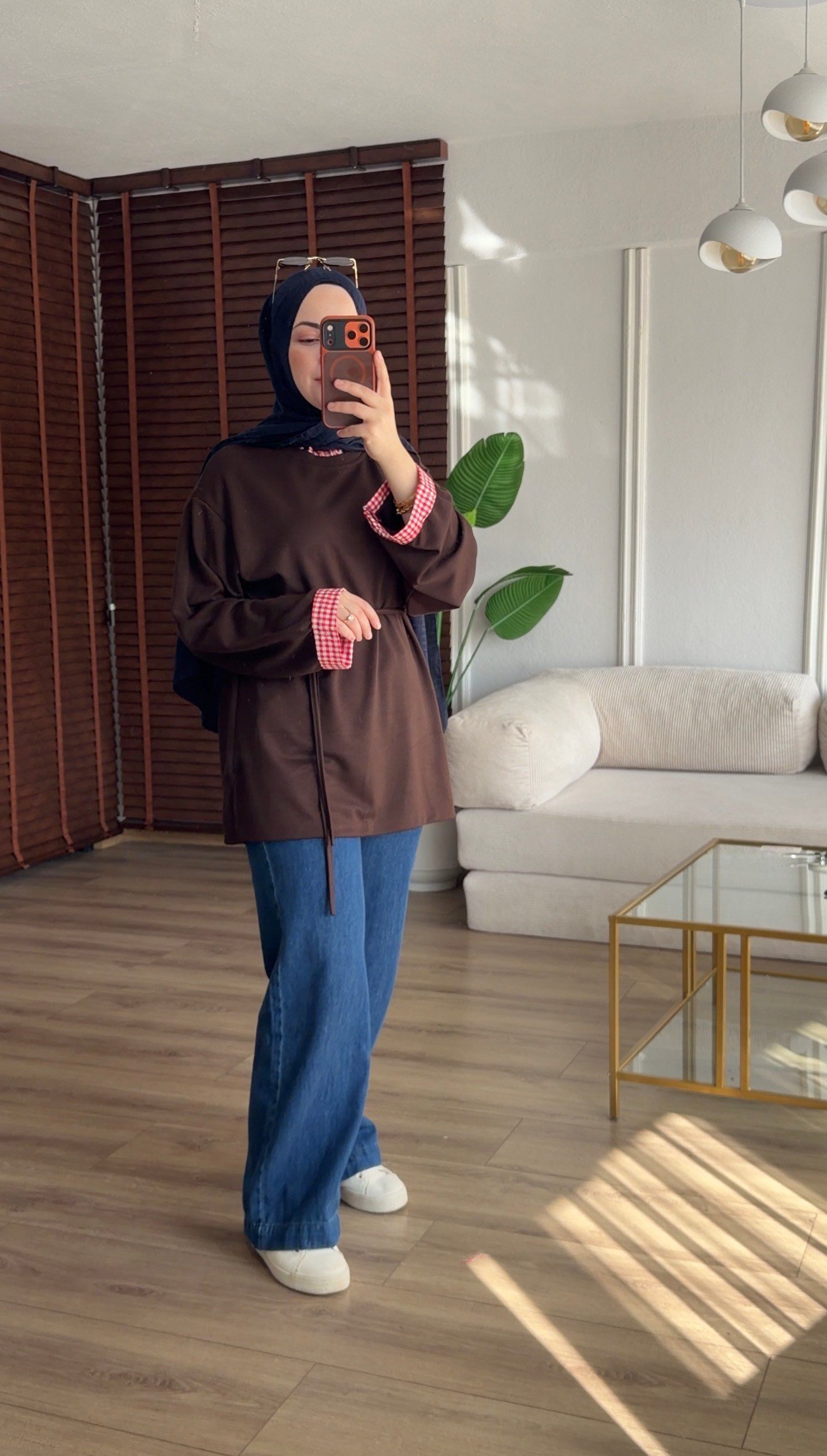ACI KAHVE PÖTÜKARE DETAYLI SWEATSHORT 