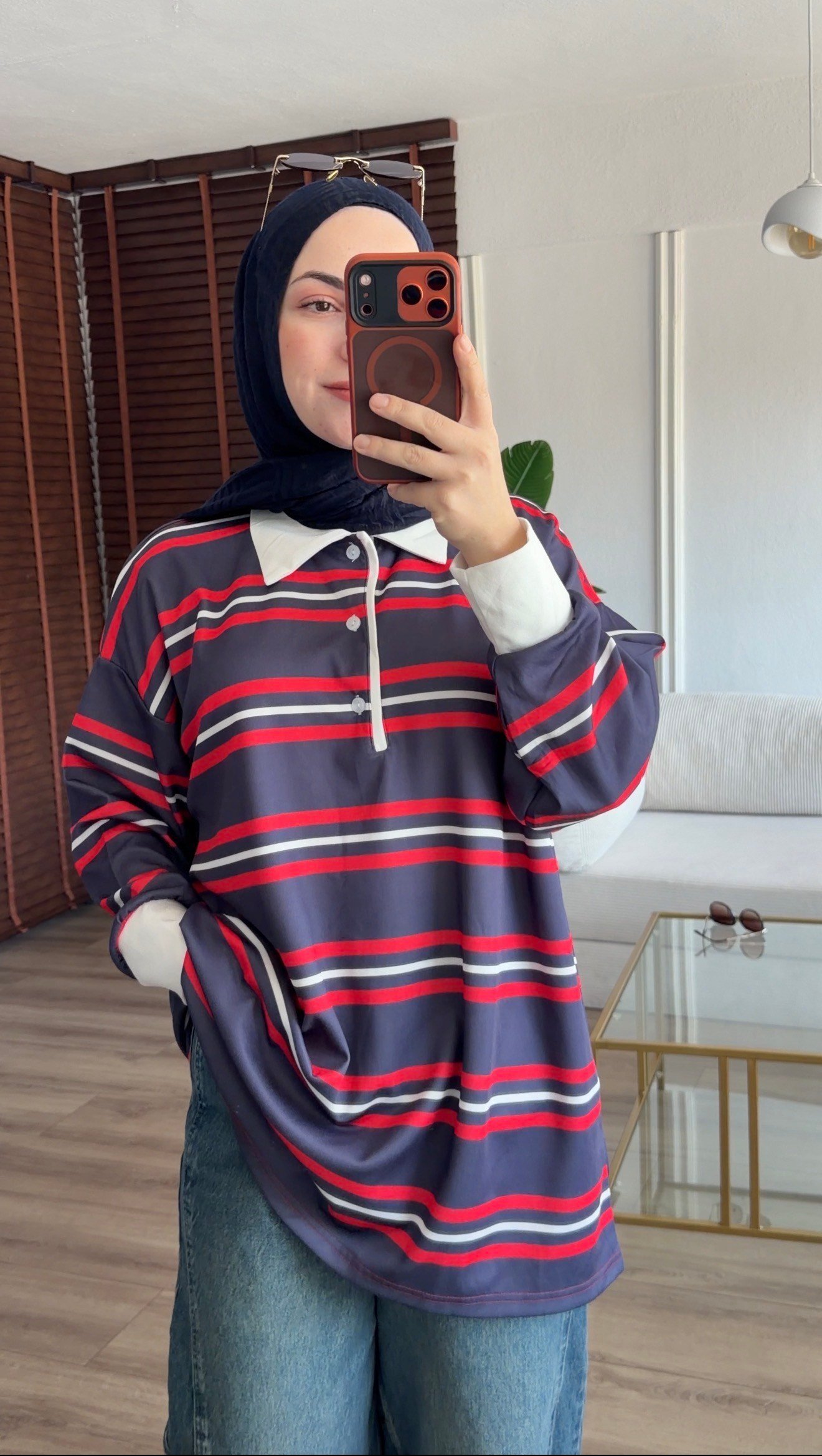 LACİVERT KIRMIZI  ÇİZGİLİ POLA YAKA RETRO SWEATSHORT 