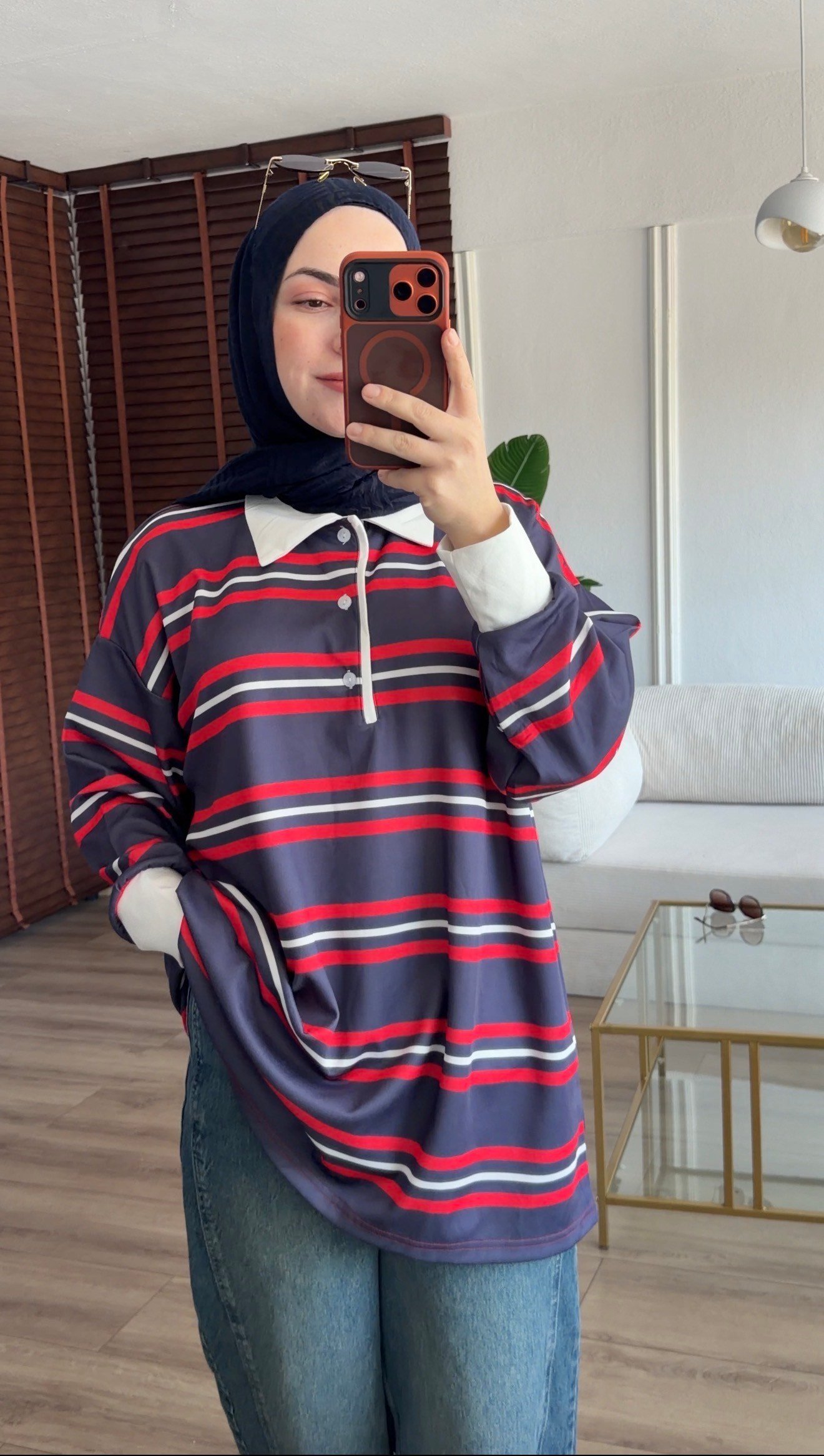 LACİVERT KIRMIZI  ÇİZGİLİ POLA YAKA RETRO SWEATSHORT 