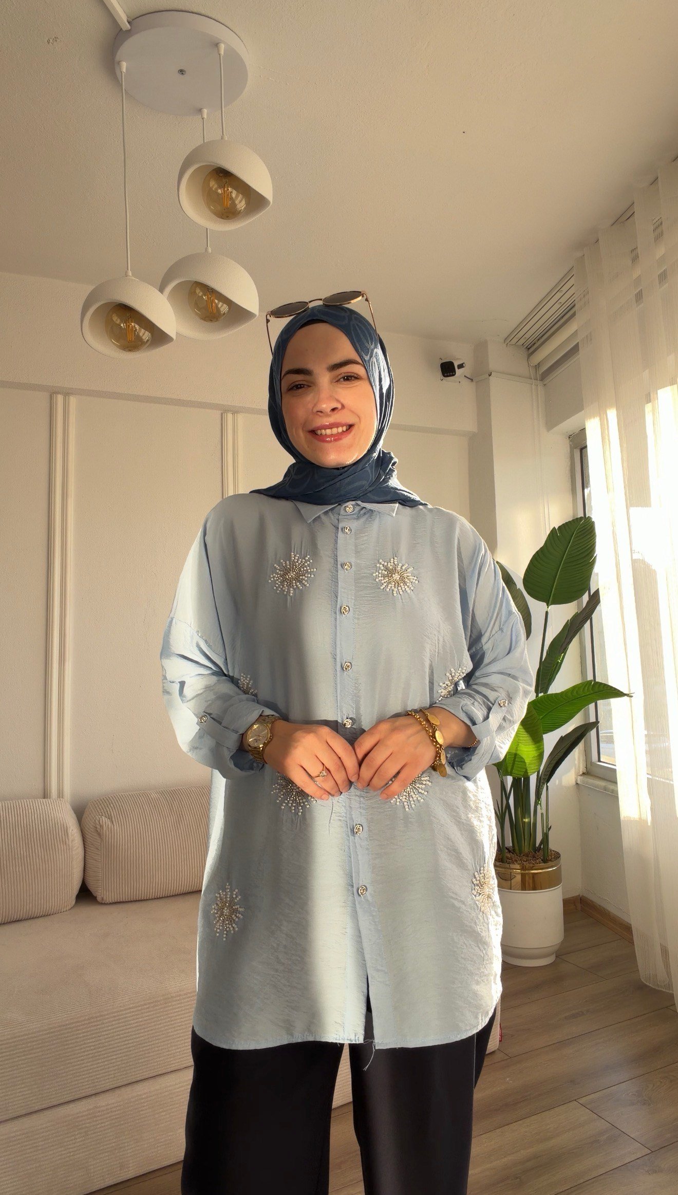 MAVİ İNCİ İŞLEMELİ COTTON  GÖMLEK 