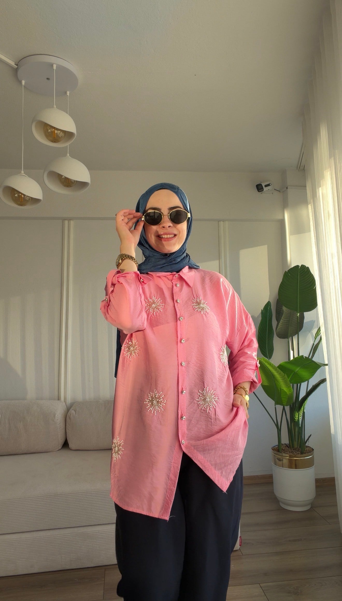PEMBE  İNCİ İŞLEMELİ COTTON  GÖMLEK 