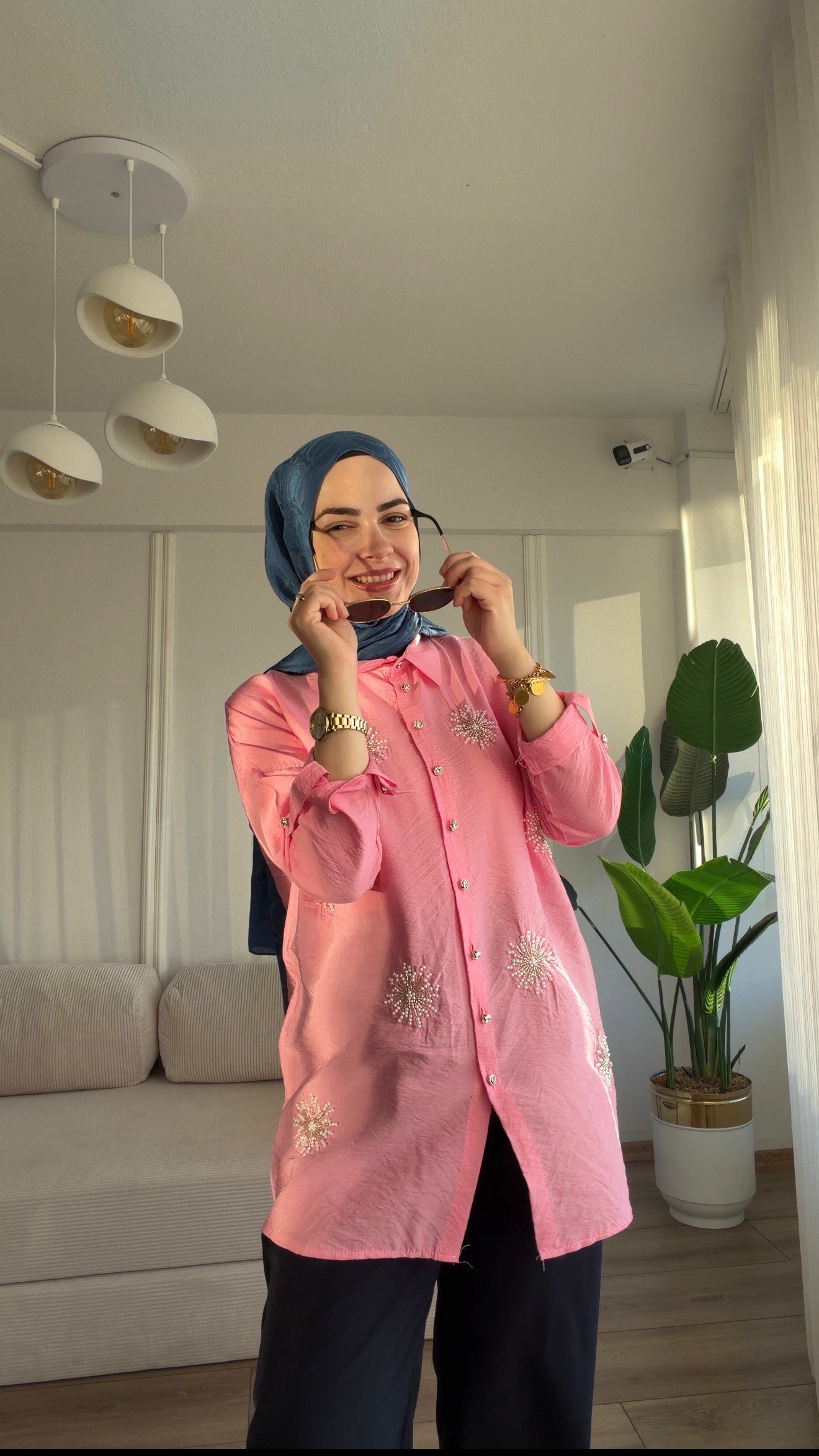 PEMBE  İNCİ İŞLEMELİ COTTON  GÖMLEK 
