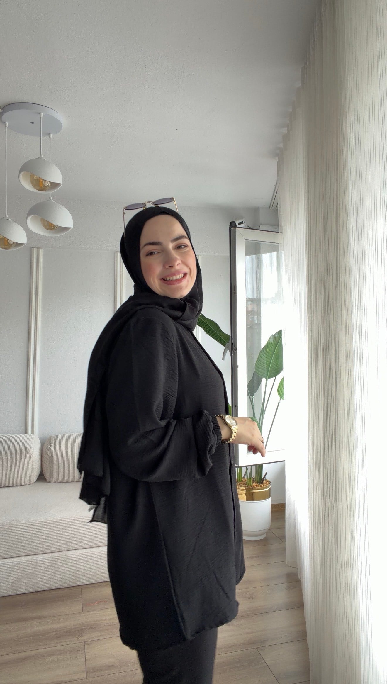 SİYAH AYROBİN GÖLEK