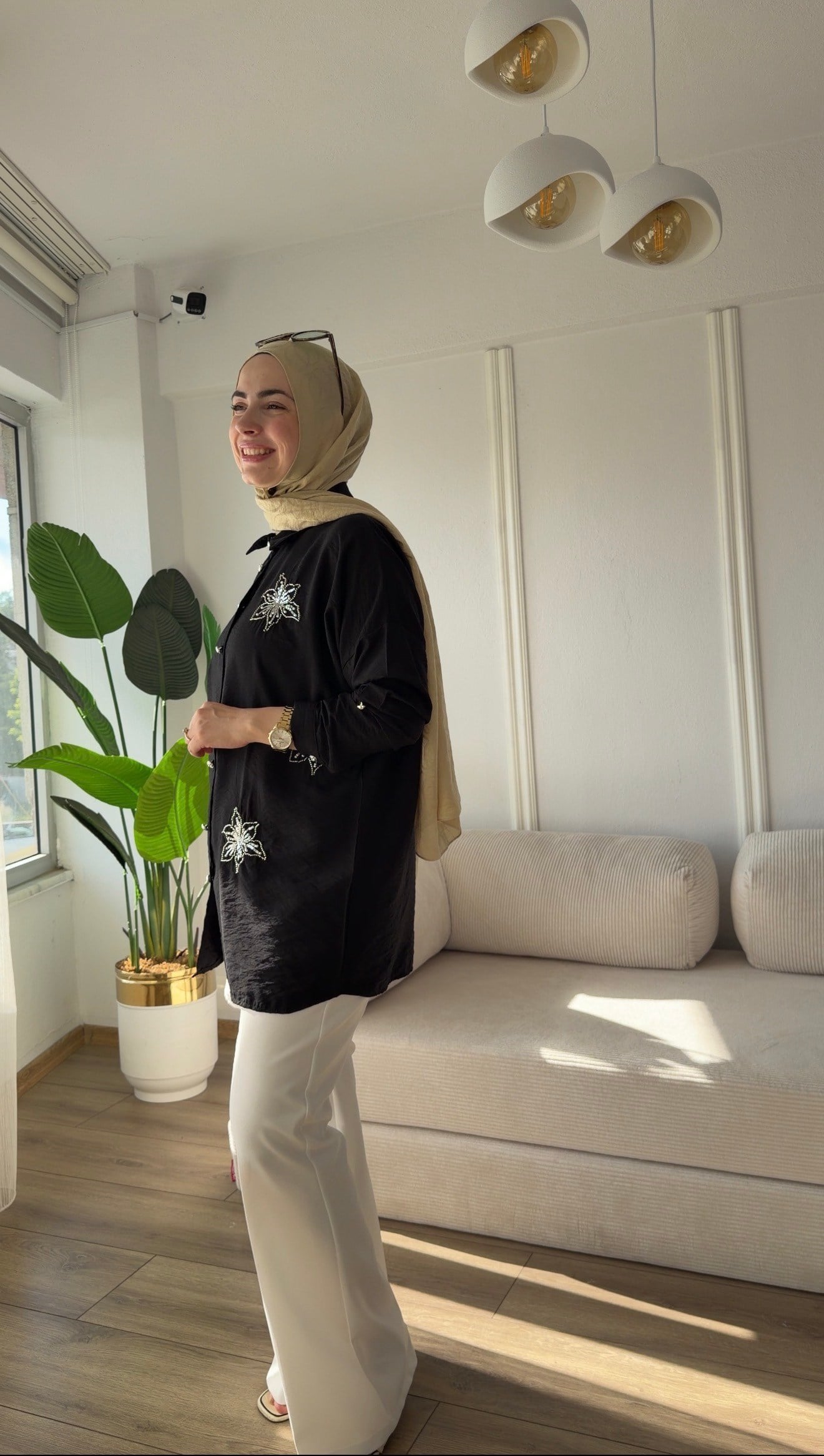 SİYAH DAHLİA ZARİF GÖMLEK 