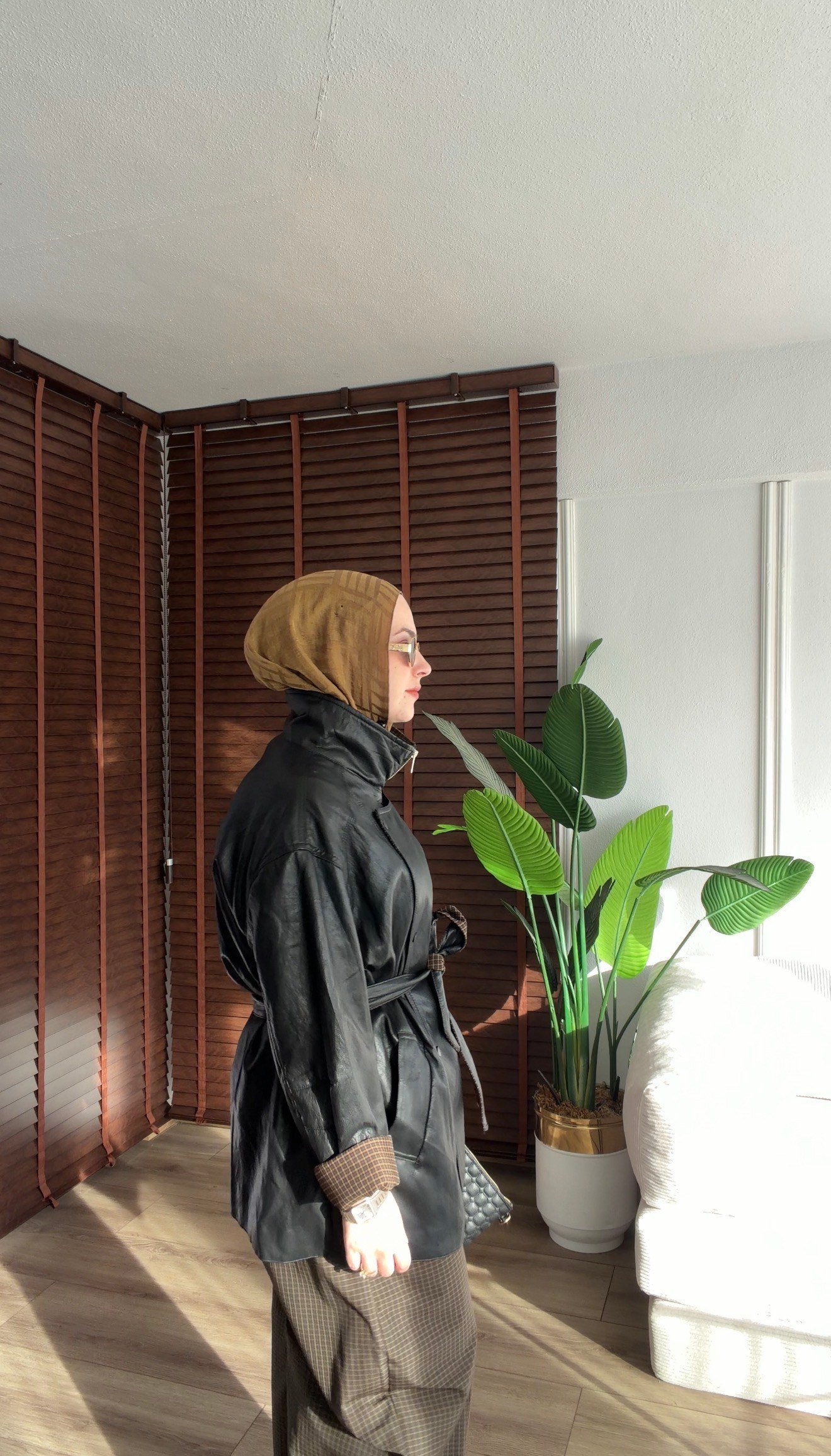 SİYAH EKOSE DETAYLI DERİ CEKET 
