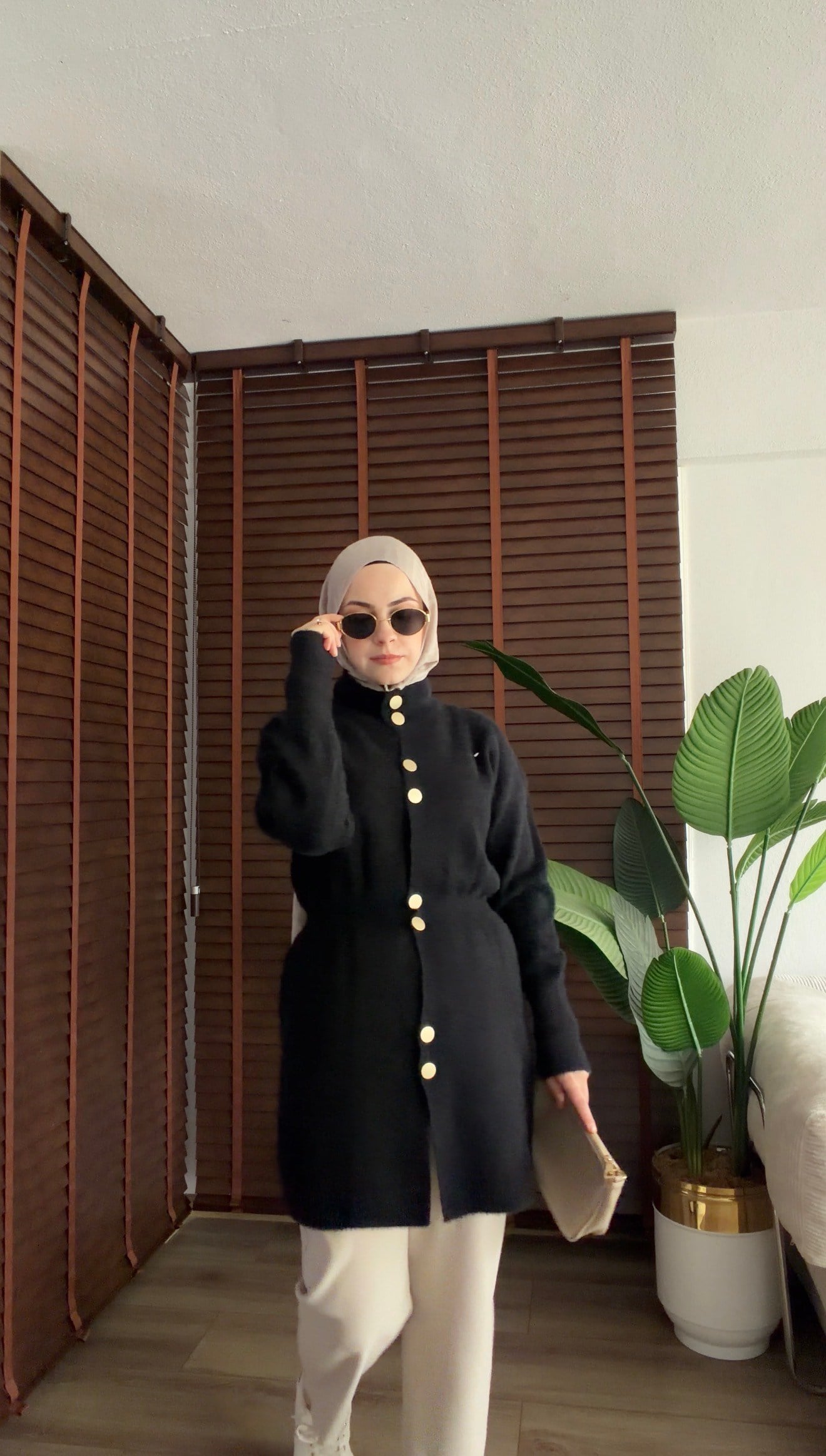 SİYAH İKON ANGORA HIRKA 