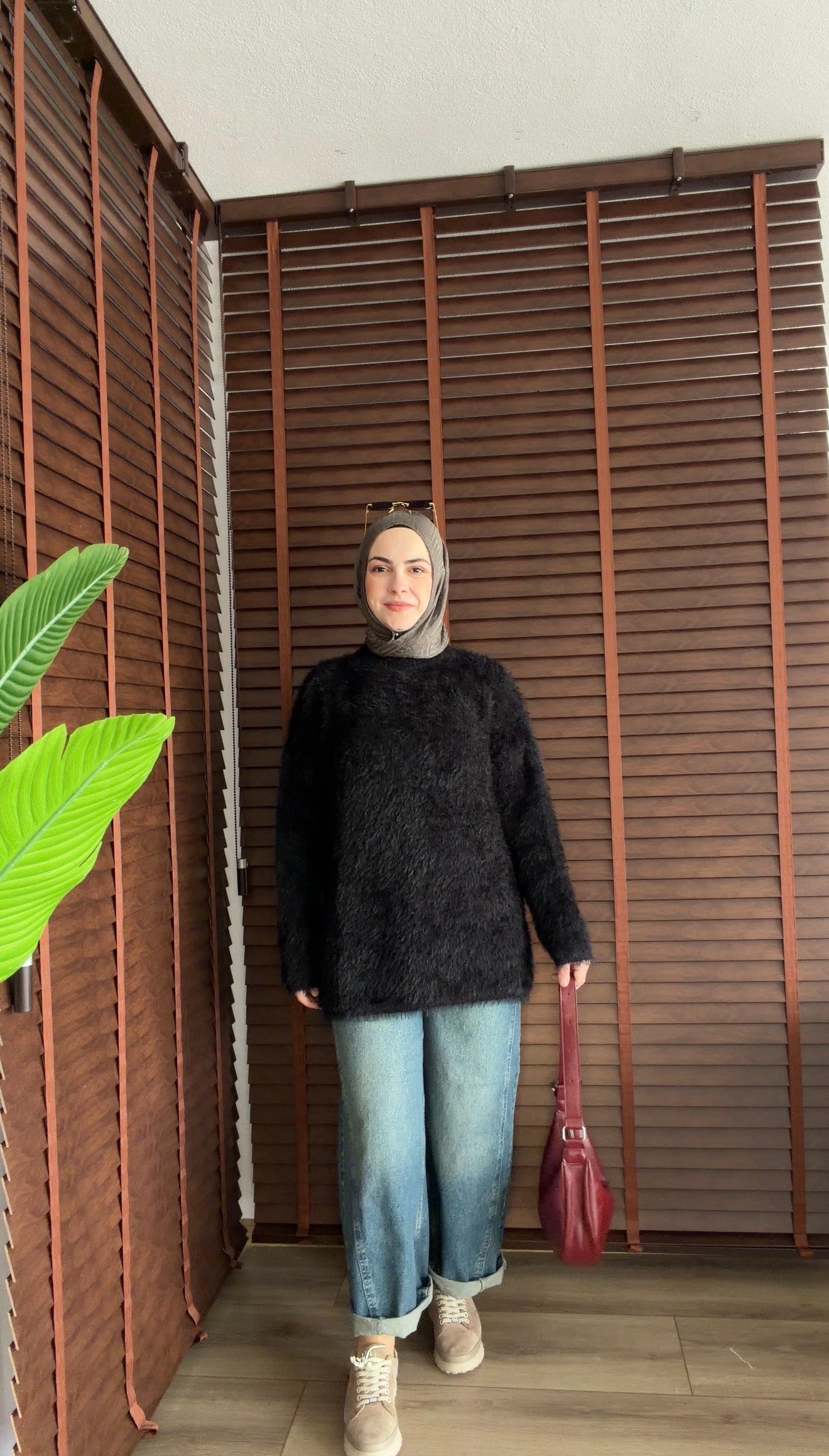 SİYAH  PELUŞ TRİKO 