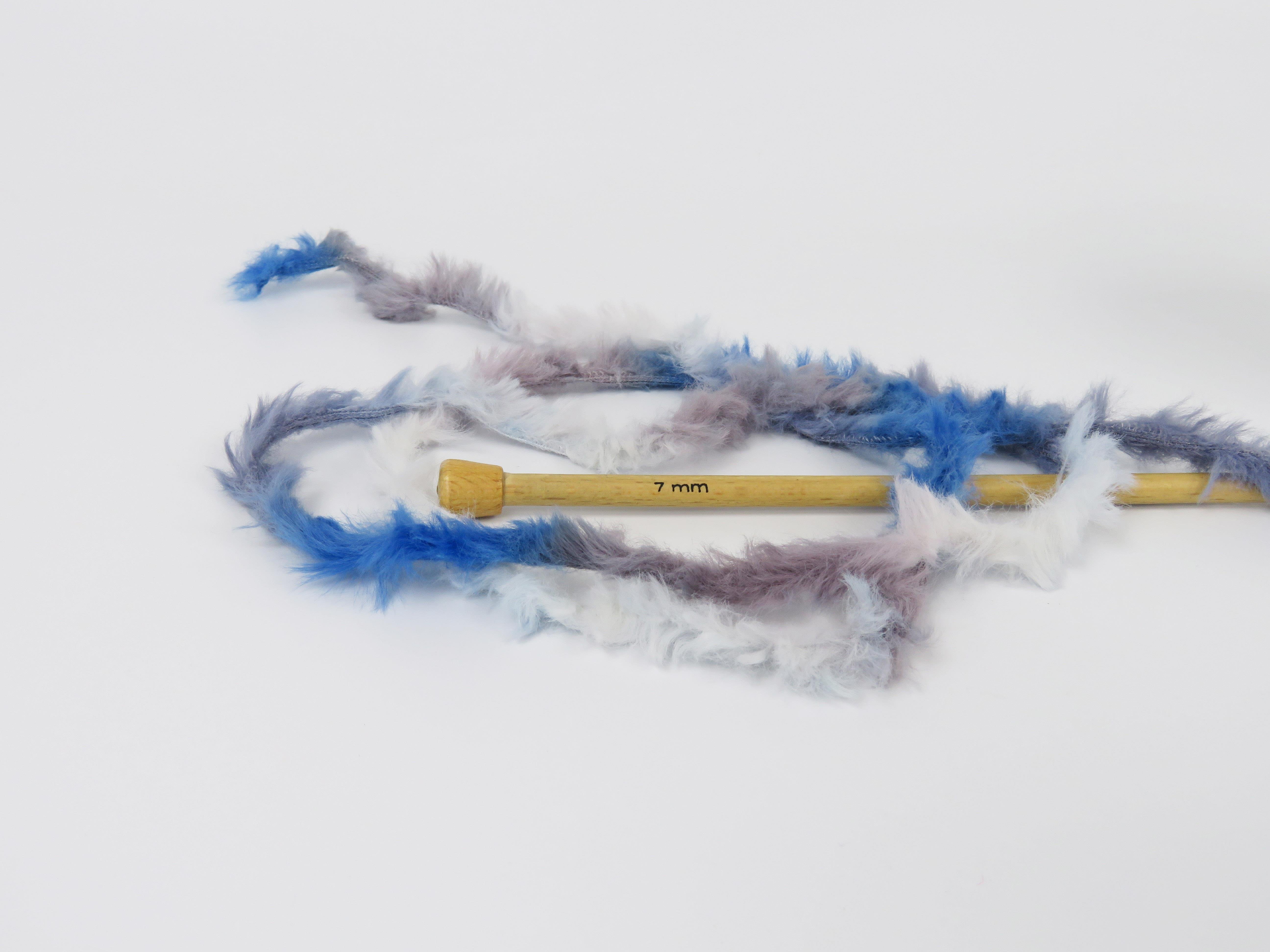 4x100gr. BUNNY FUR MULTICOLOR  Açık Mürdüm, Mavi Tonları Yumoş, Sakallı, Kışlık, Çok Kalın, Batik Desenli