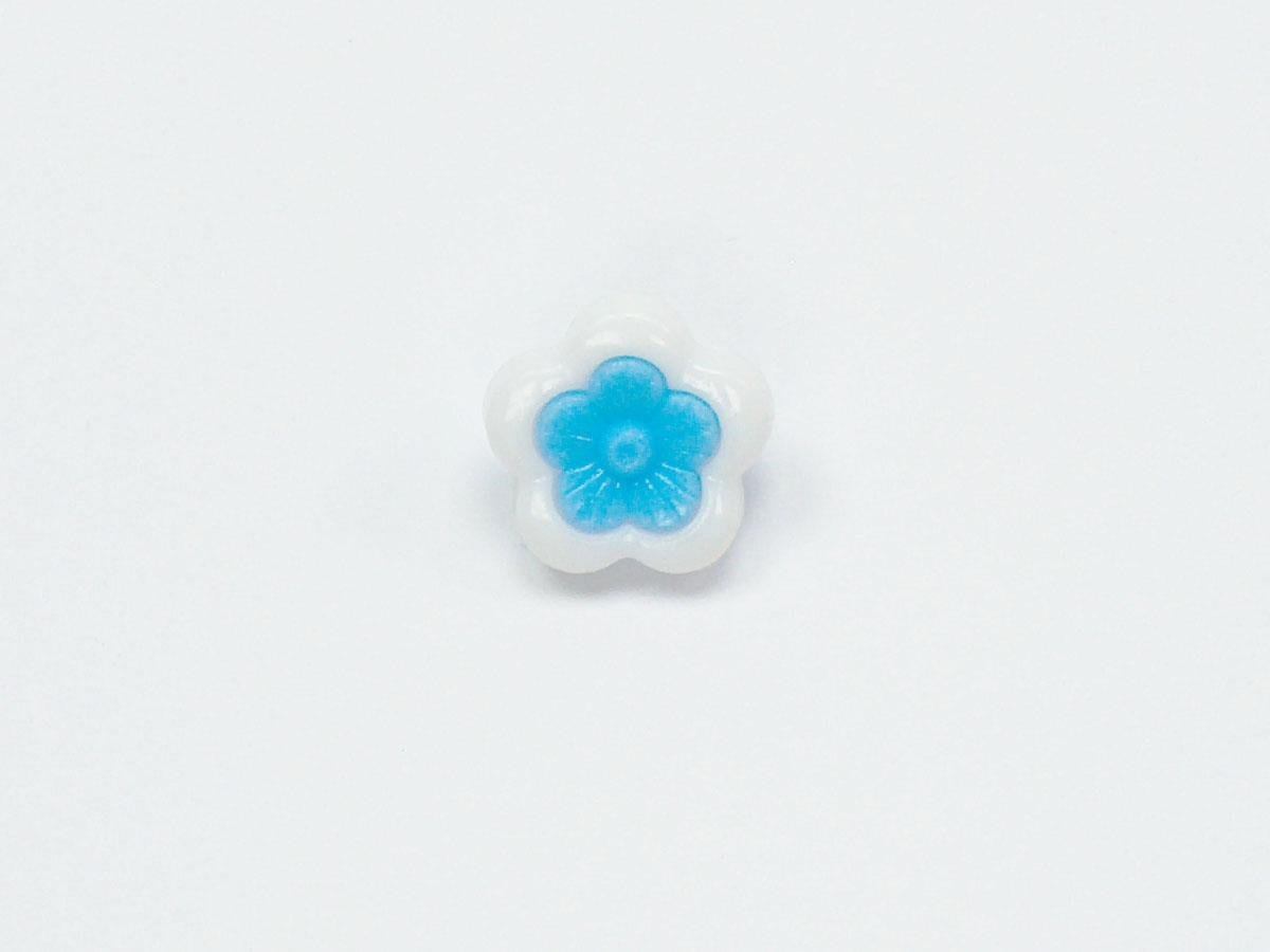 5 Flower Figure Buttons White, Blue 15mm long