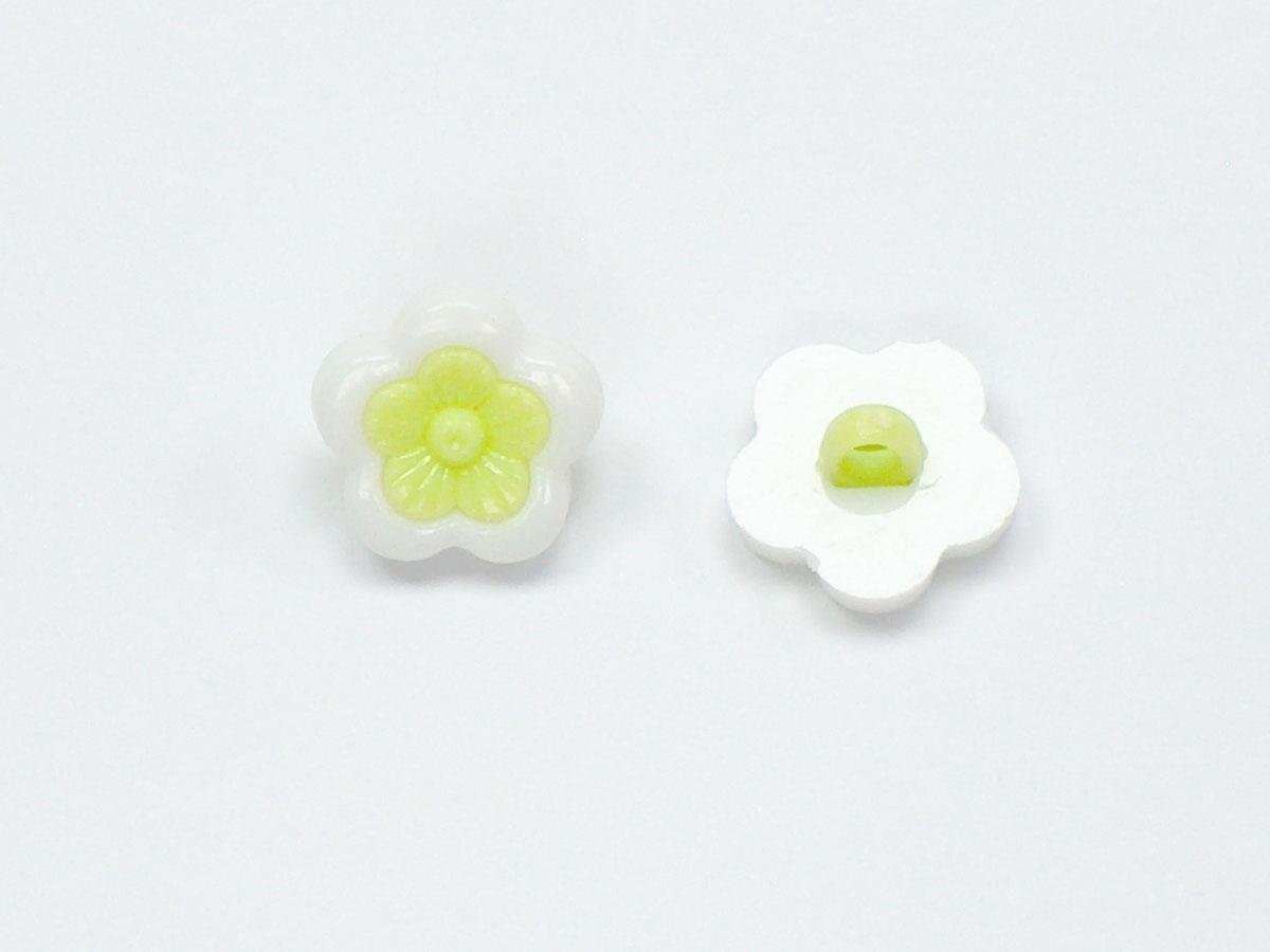 5 Flower Figure Buttons White, Green 15mm long