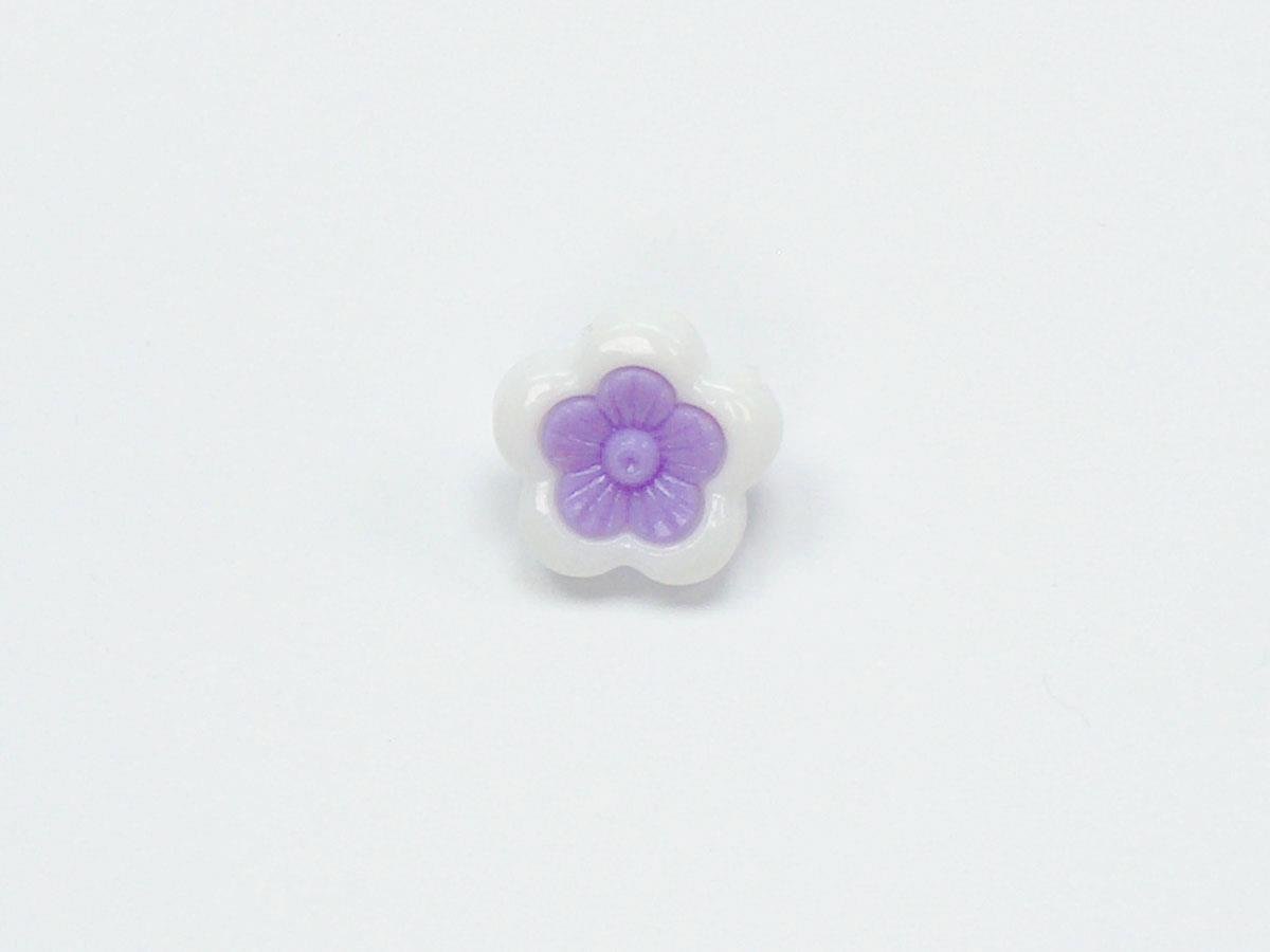 5 Flower Figure Buttons White, Lilac 15mm long