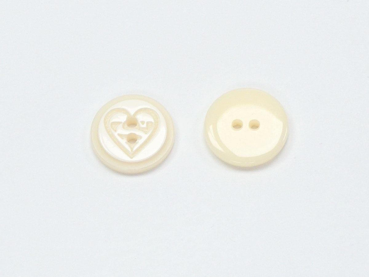 5 Heart Figure Buttons Light Cream, White 15mm long