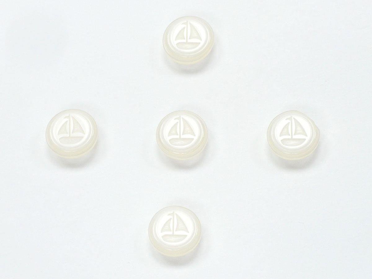 5 Sailboat Figure Buttons White 15mm long
