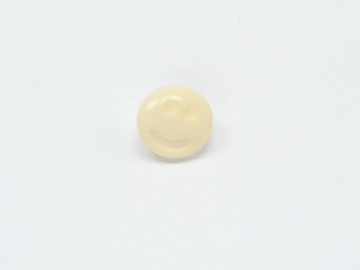5 Smiley Face Figure Buttons Cream, White 15mm long