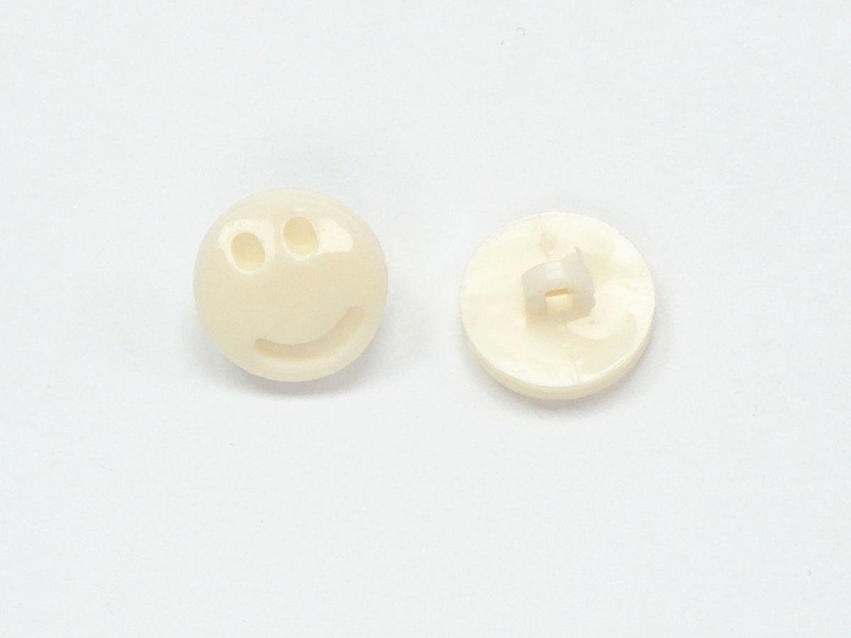 5 Smiley Face Figure Buttons Light Cream, White 15mm long