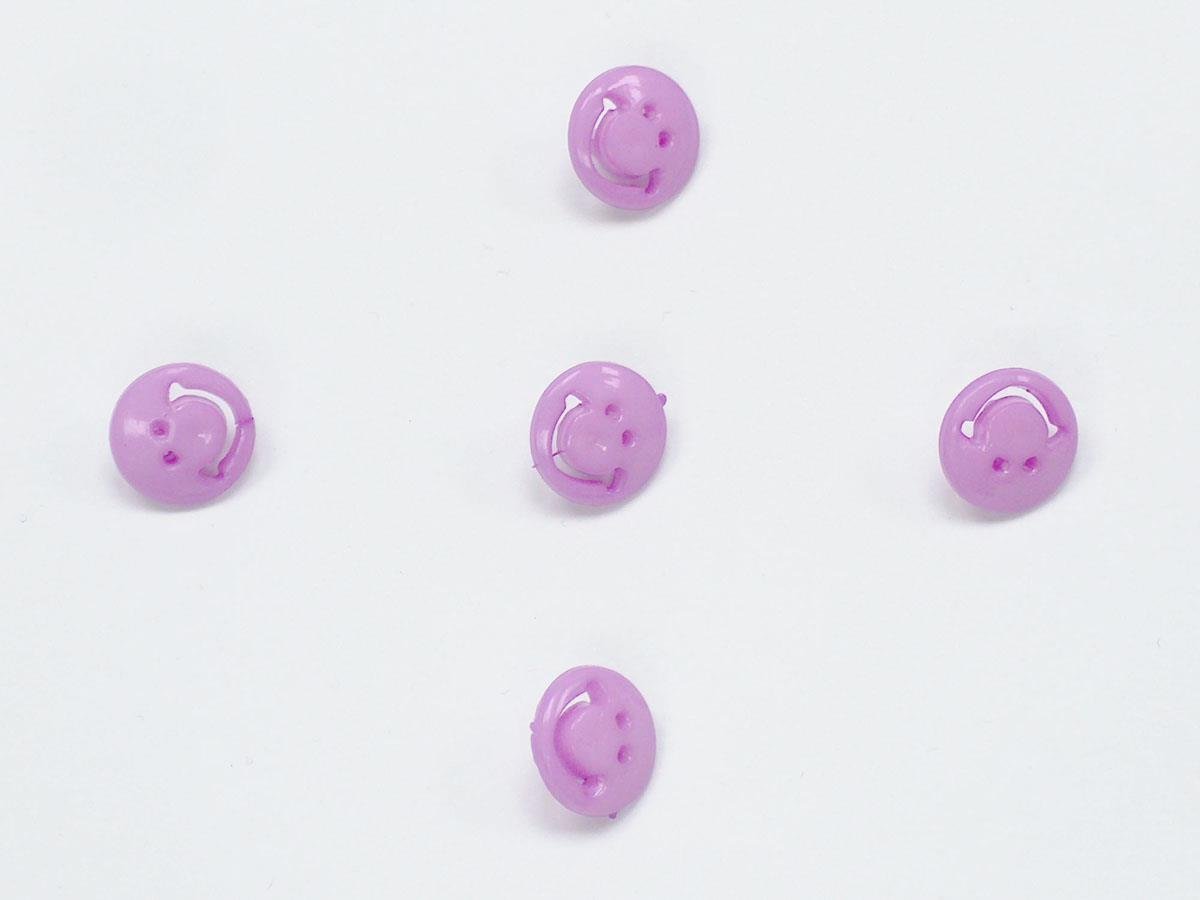 5 Smiling Face Figure Buttons Lilac 15mm long