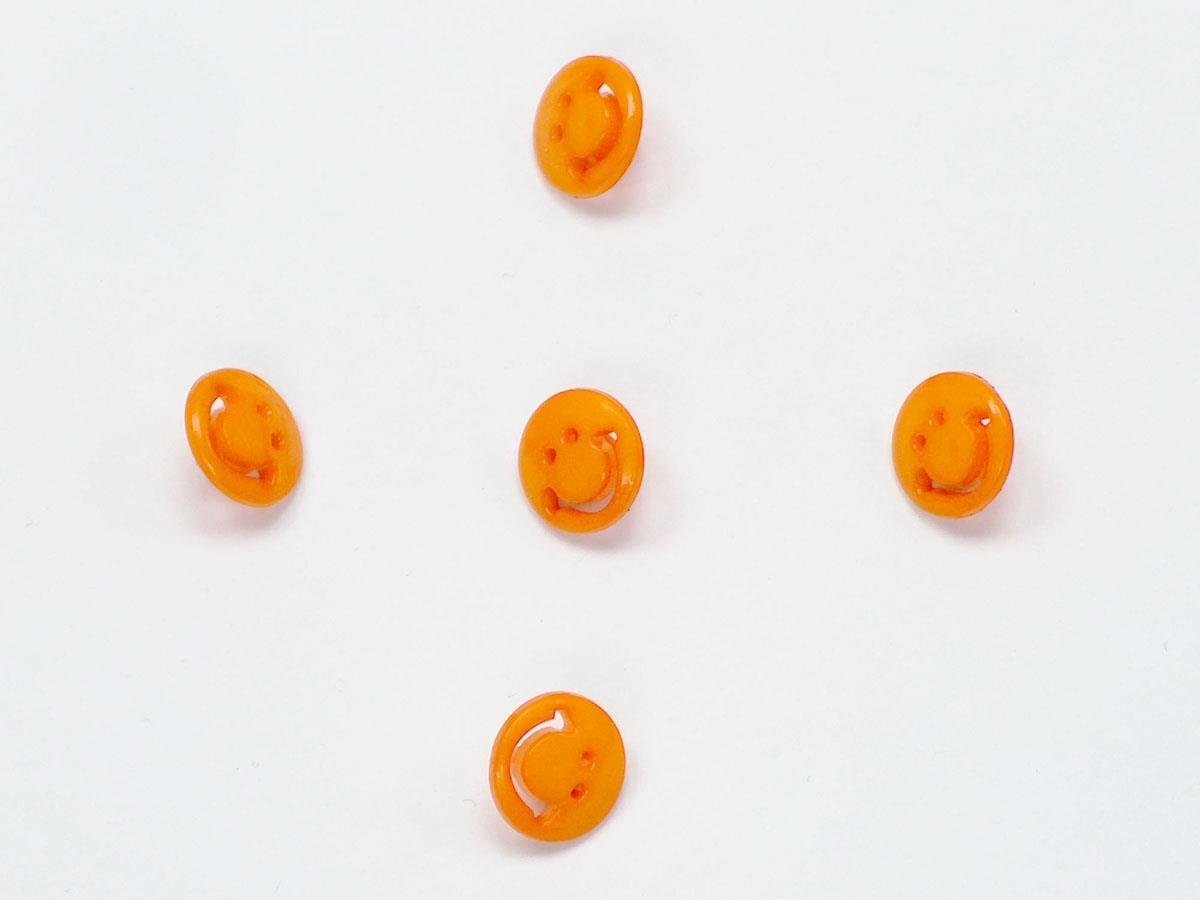 5 Smiling Face Figure Buttons Orange 15mm long