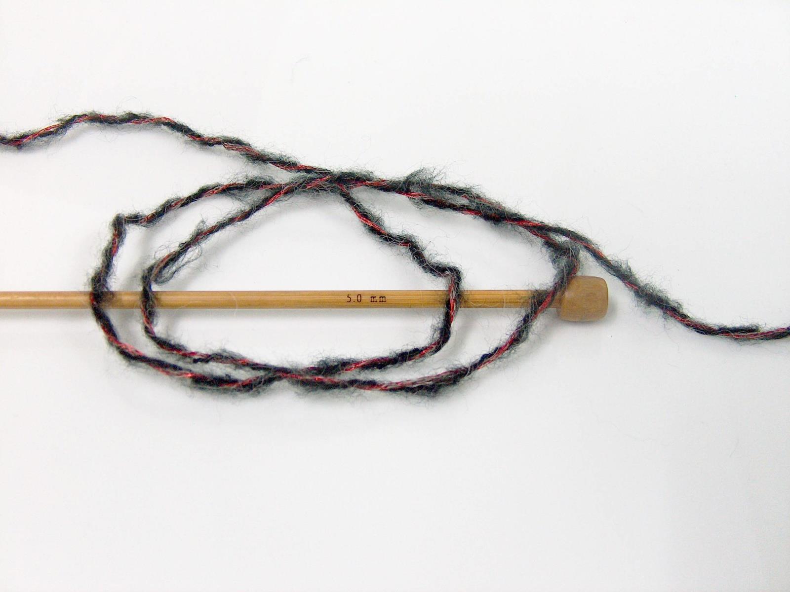 Alpaca Shine Black, Red