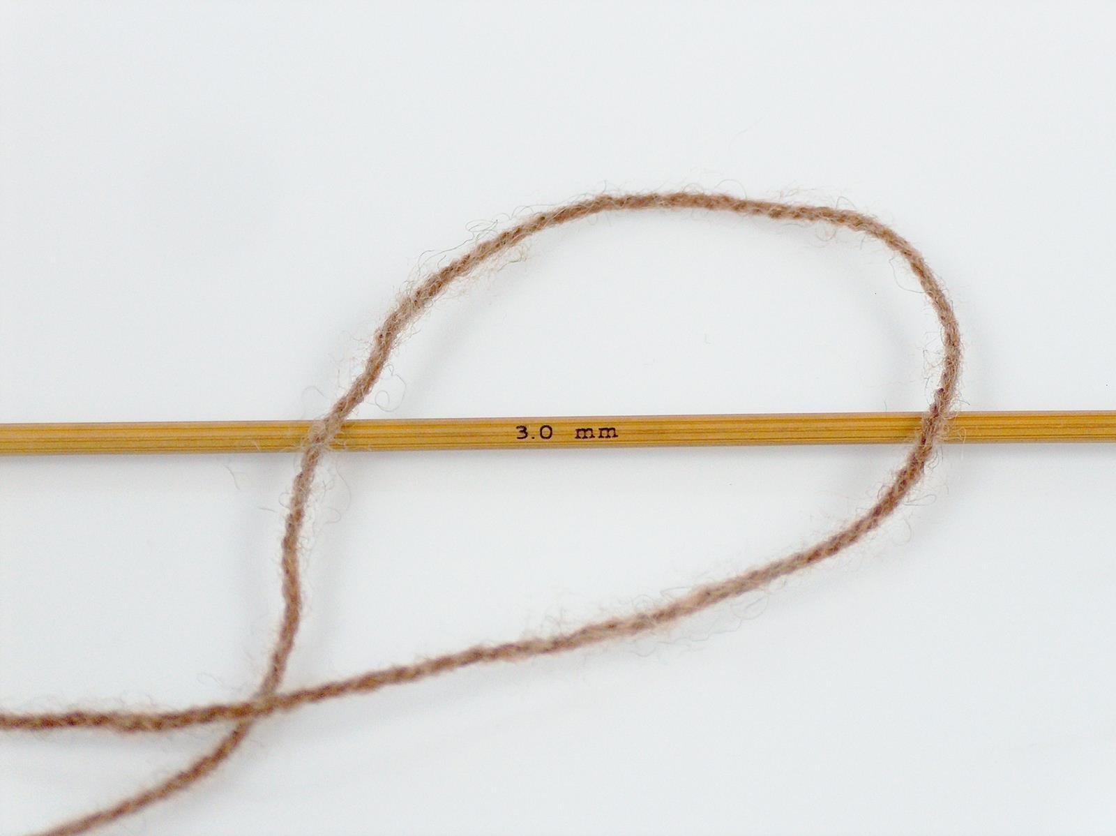 Angora Batik Brown Shades, Ecru