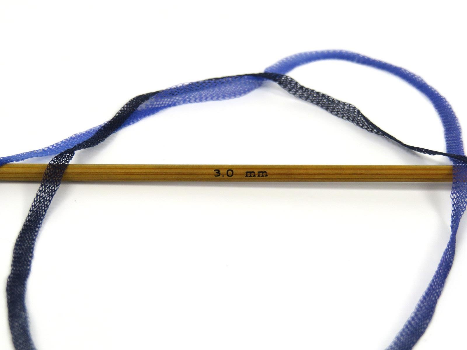 Aria Fresca navy shades