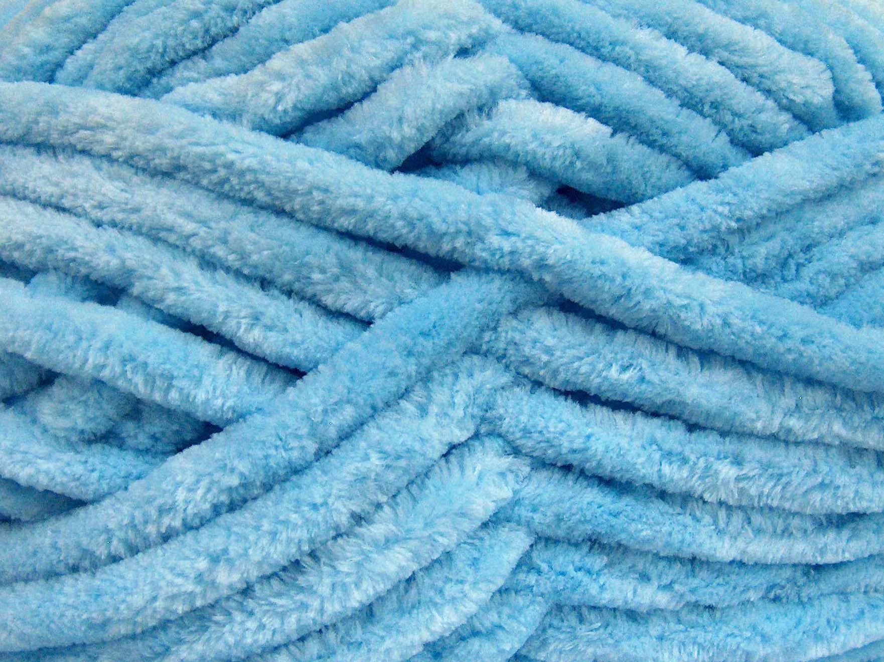 Chenille Superbulky Baby Blue