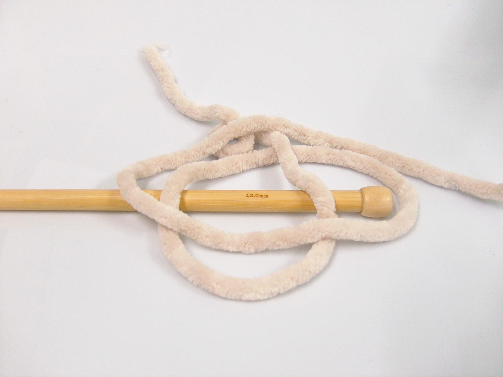 Chenille Superbulky Beige