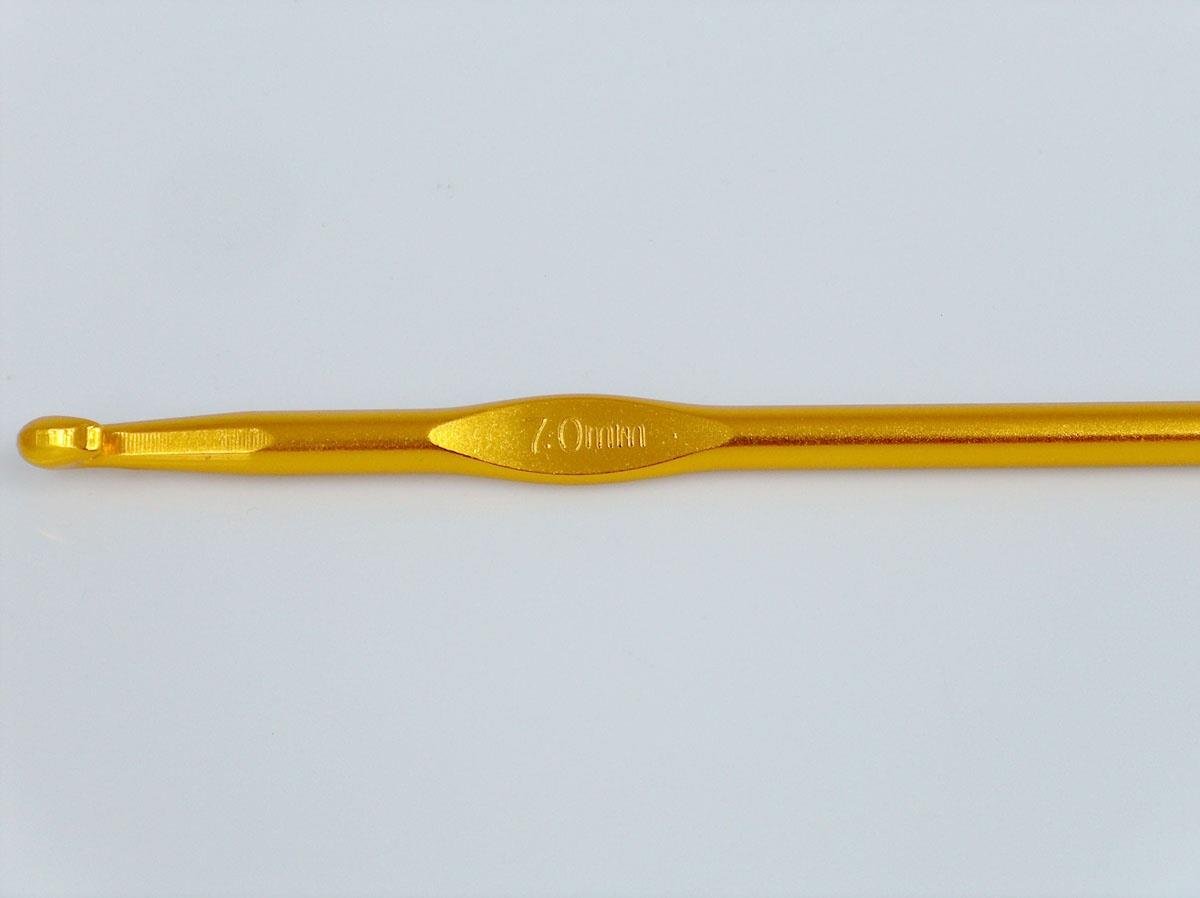 Color Aluminum Crochet Hooks - 15 cm . 7 mm (US 10 1/2)