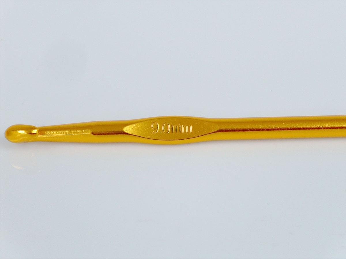 Color Aluminum Crochet Hooks - 15 cm . 9 mm (US 13)