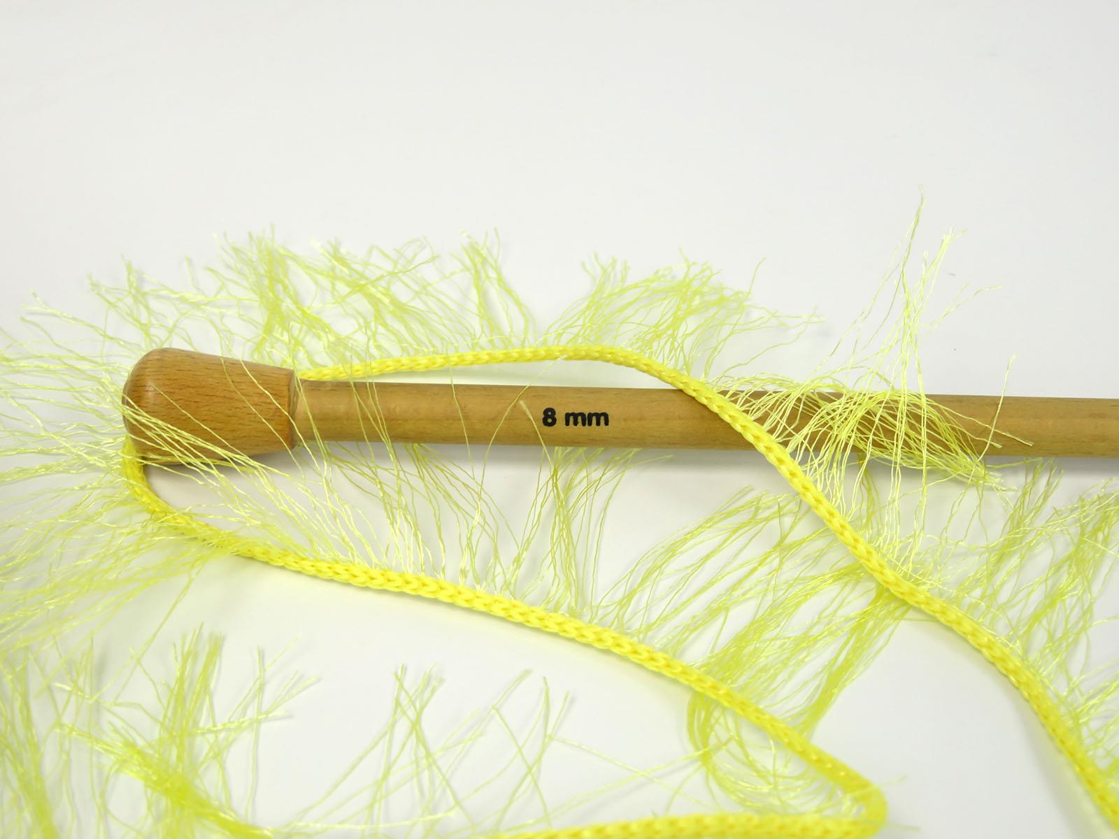 Eyelash Bulky Light Yellow