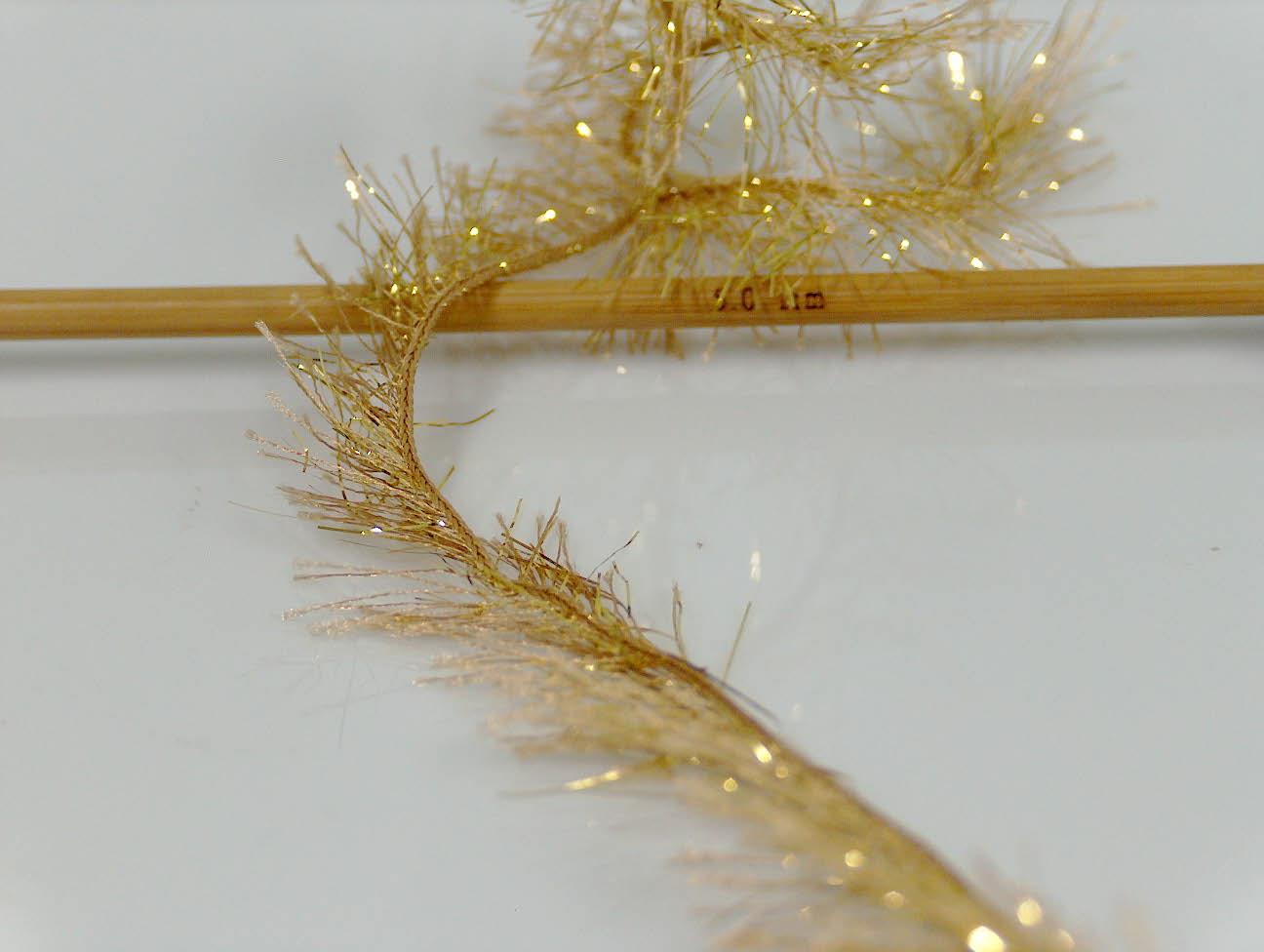 Eyelash Dazzle Gold, Camel