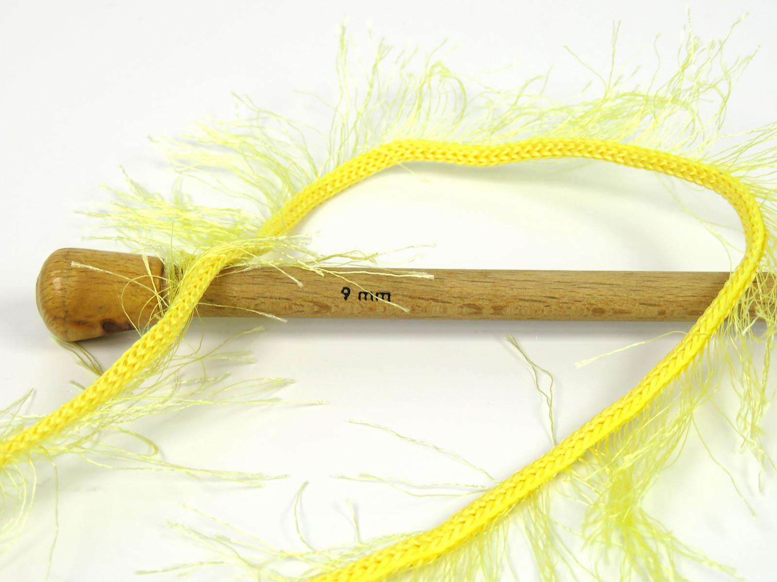 Eyelash Superbulky Light Yellow