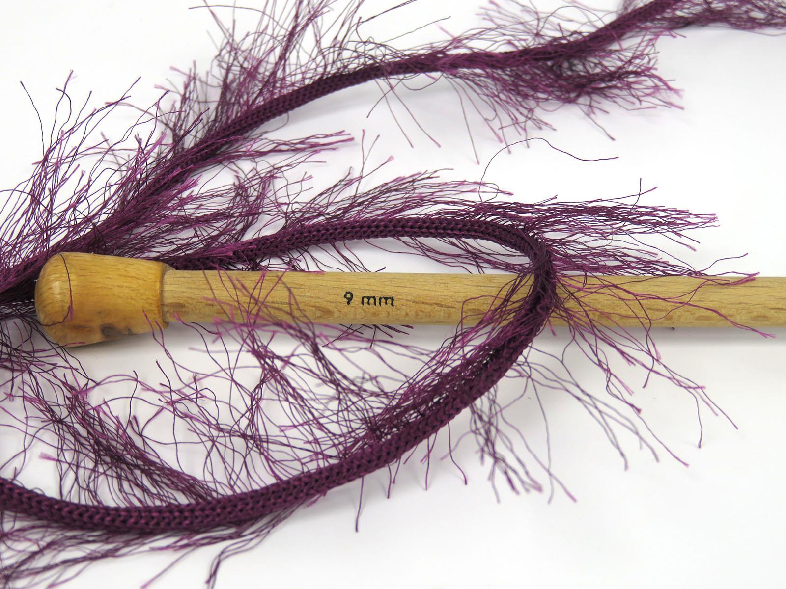 Eyelash Superbulky Purple