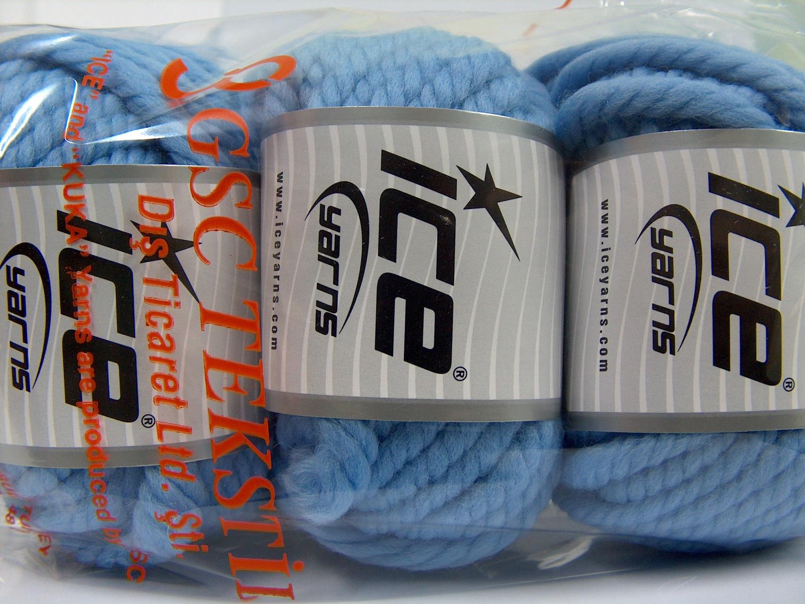 Jumbo Pure Wool Light Blue