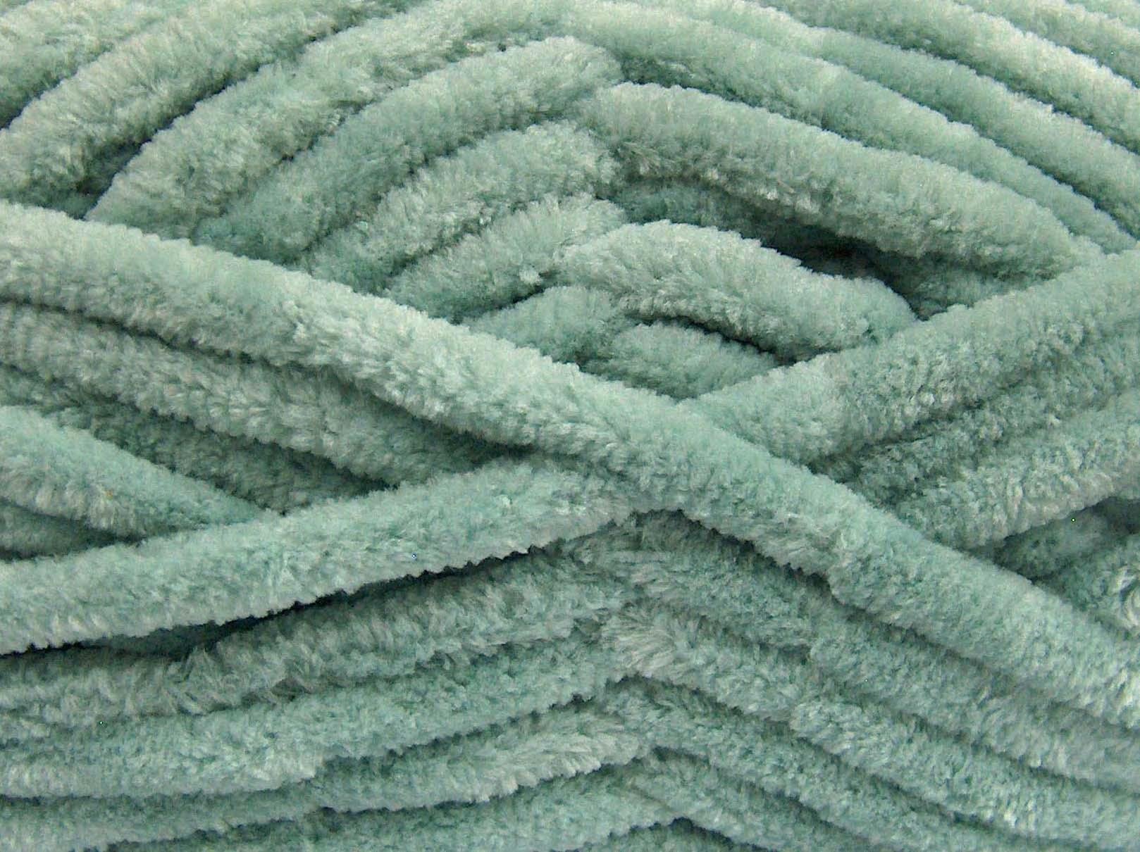 Lot of 2 x 200gr Skeins Ice Yarns CHENILLE SUPERBULKY (100% MicroFiber) Yarn Mint Green