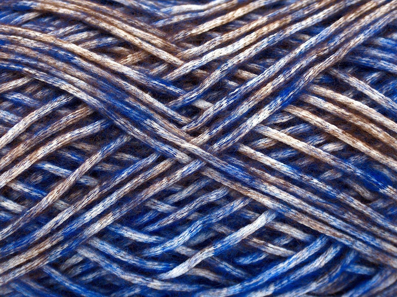 Mega Star Maroon, Saxe Blue