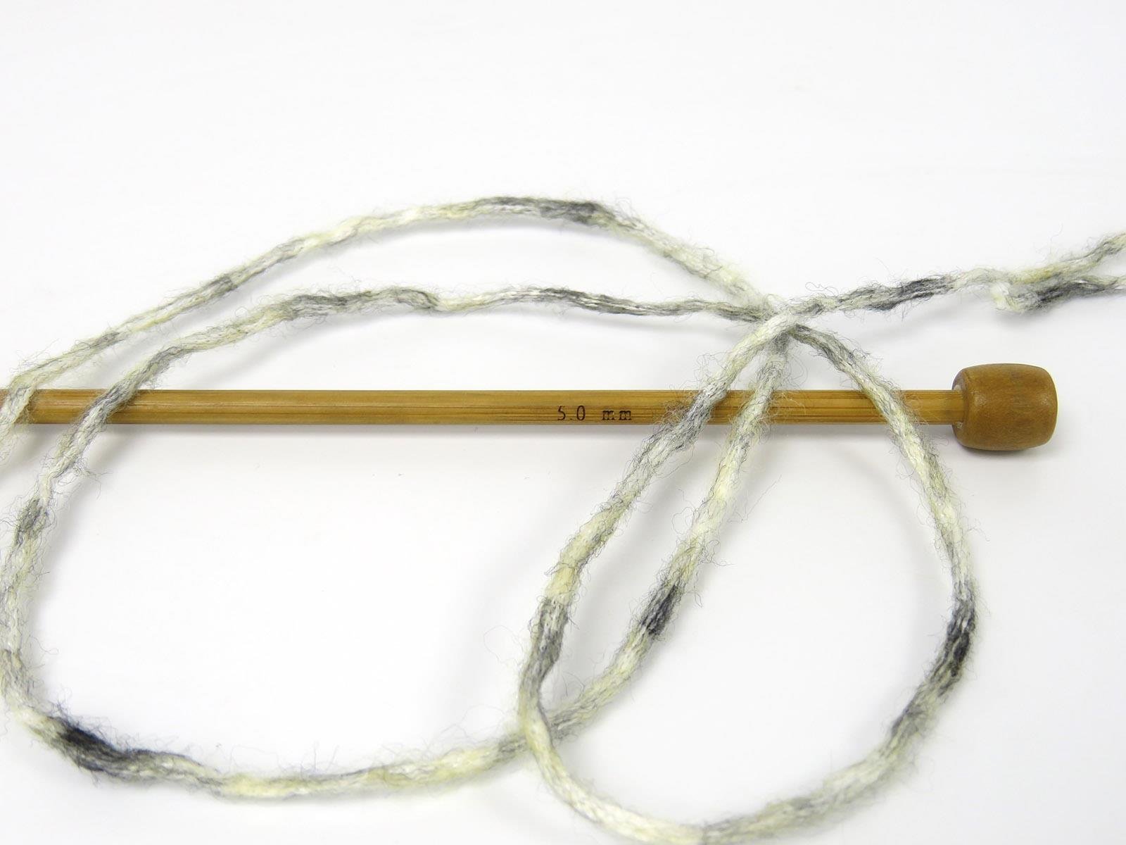 Nautilus Black, Cream Shades