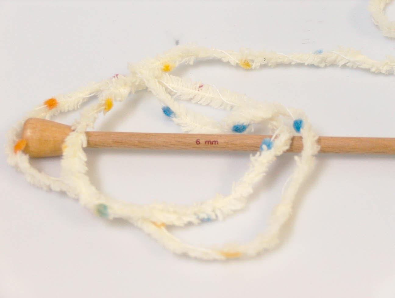 Puffy PomPom Light Yellow