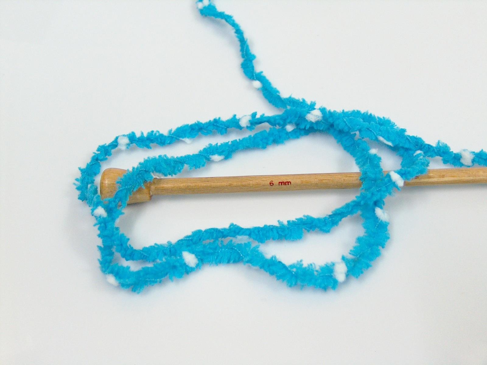 Puffy PomPom Turquoise